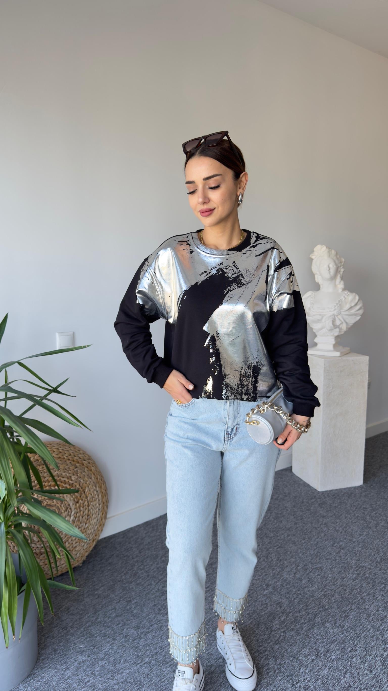 Carry Varaklı Siyah Sweatshirt