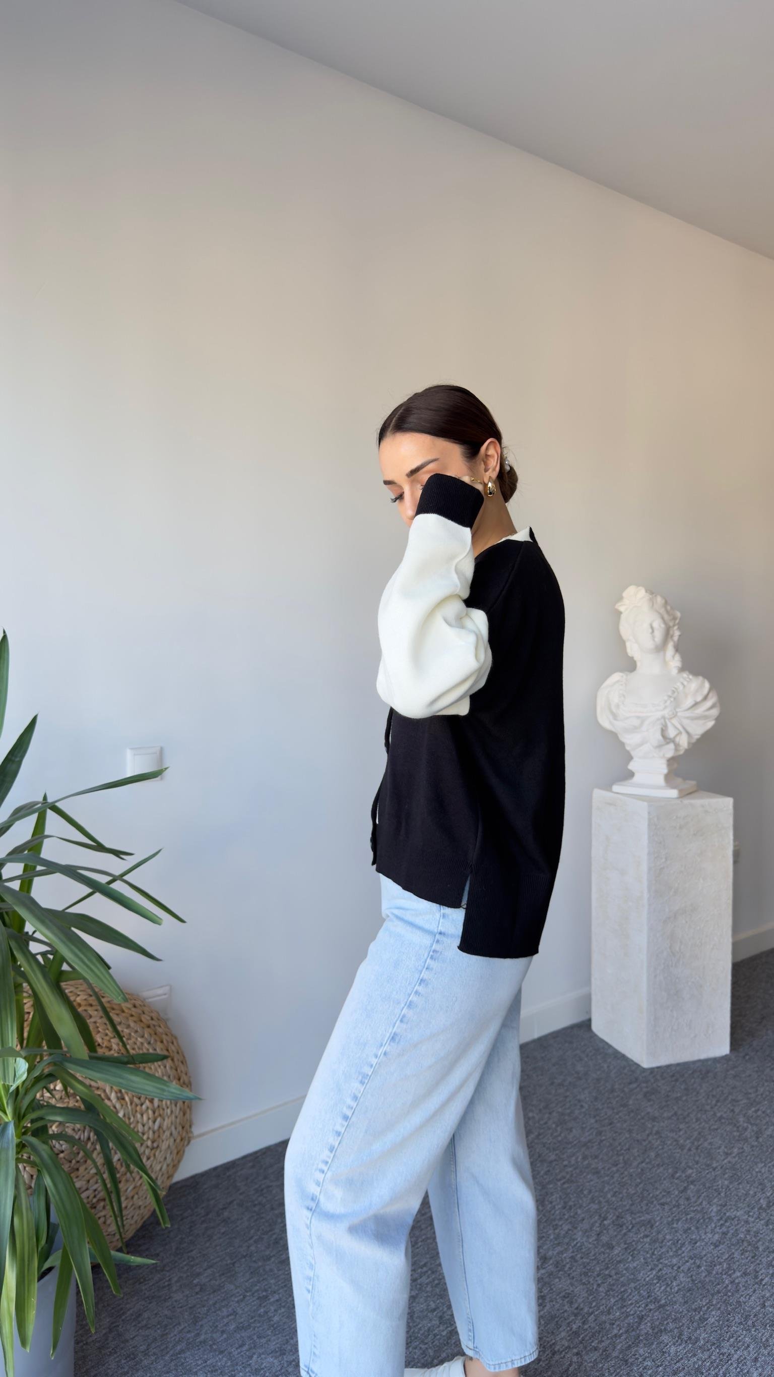 Rina Marka Model Çift Renk Hırka