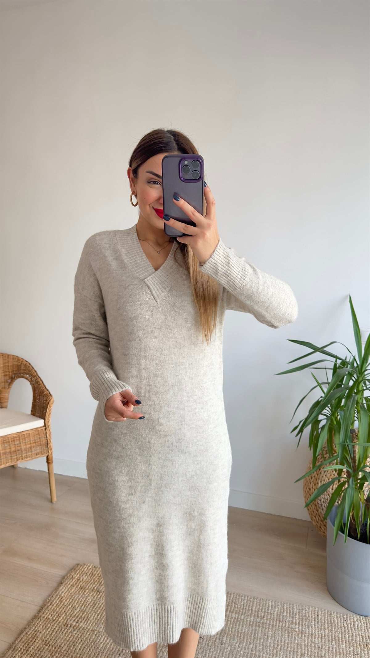 V Yaka Bej Triko Elbise 