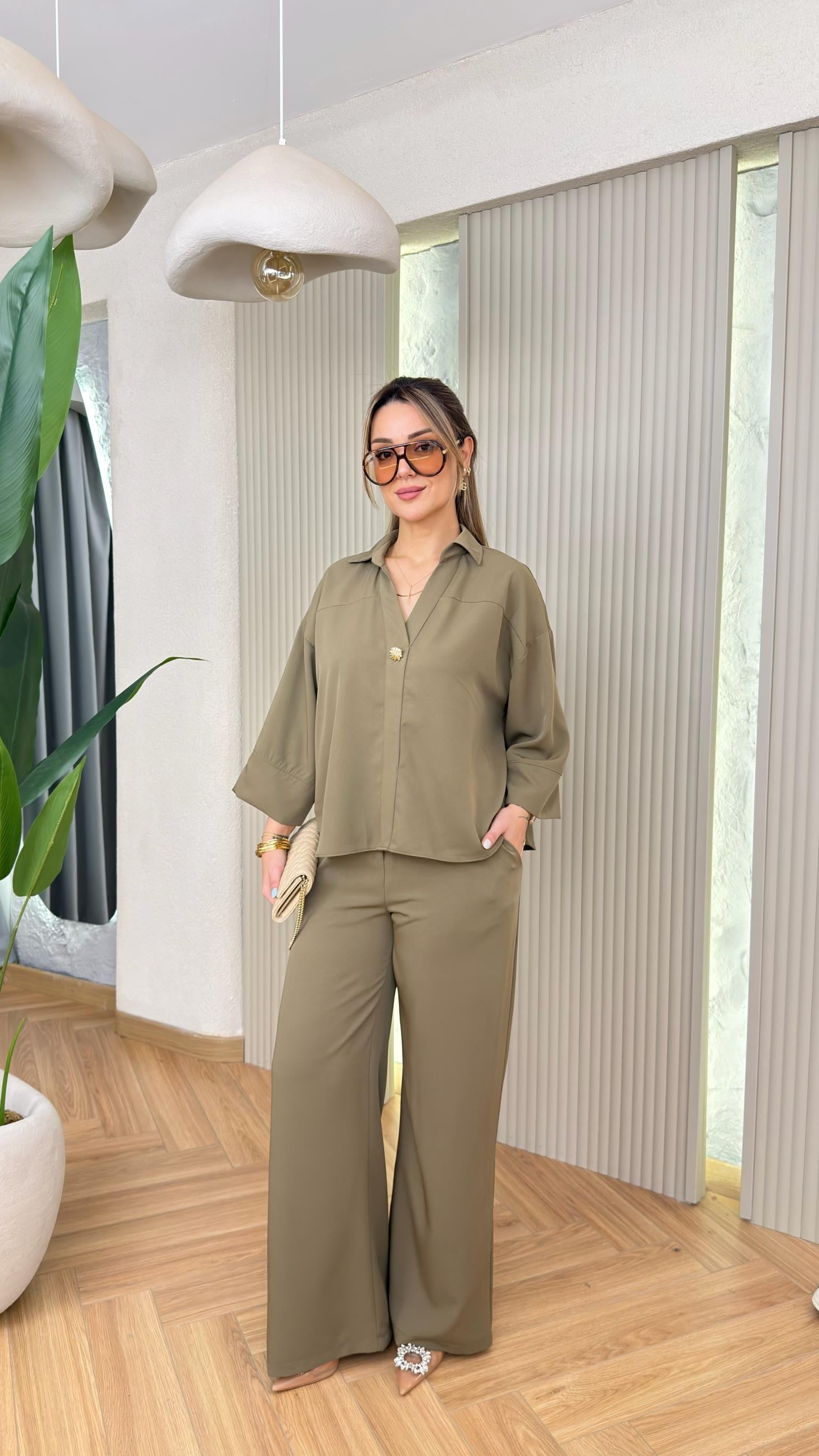 Yeşil Palermo Önü Aksesuar Detaylı Takım