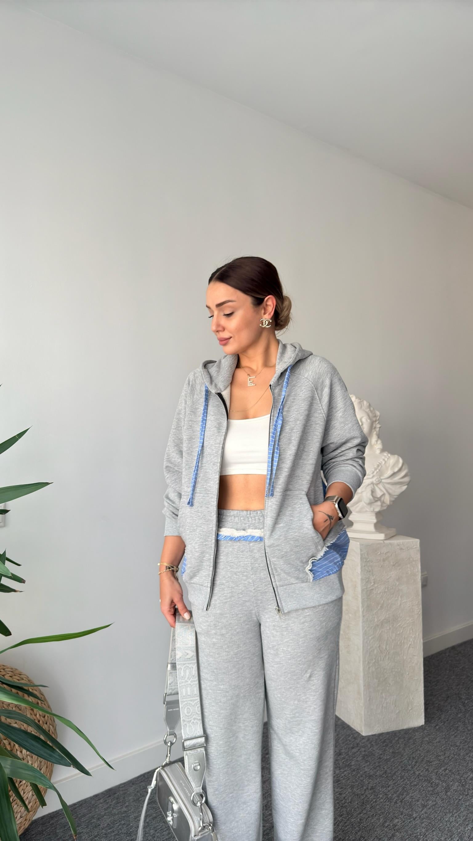 Marka Model Poplin Detaylı Gri Eşofman Takımı (Ön Sipariş Ürünü)