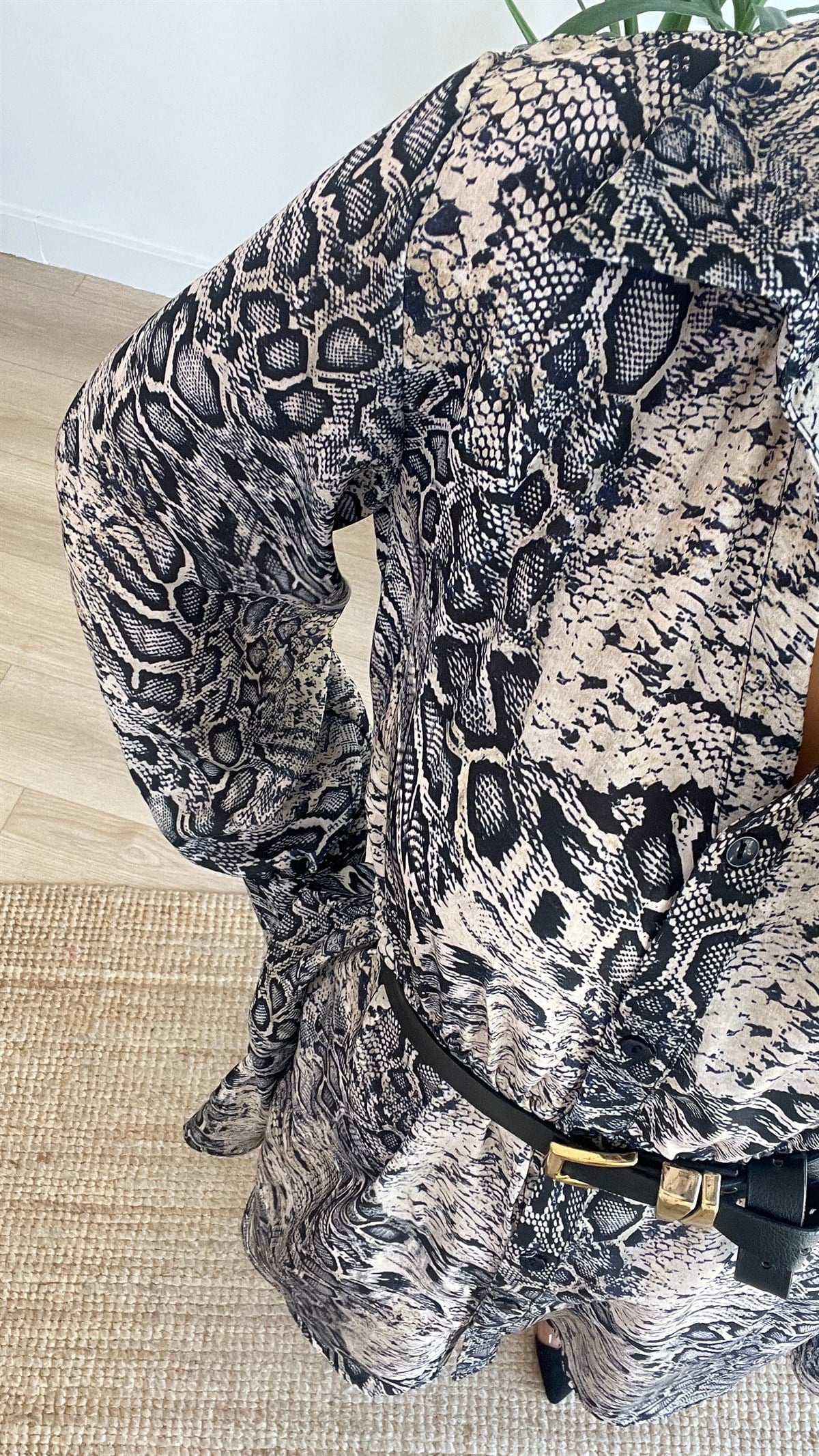 Zara Model Beli Büzgülü Leopar Desen Elbise 