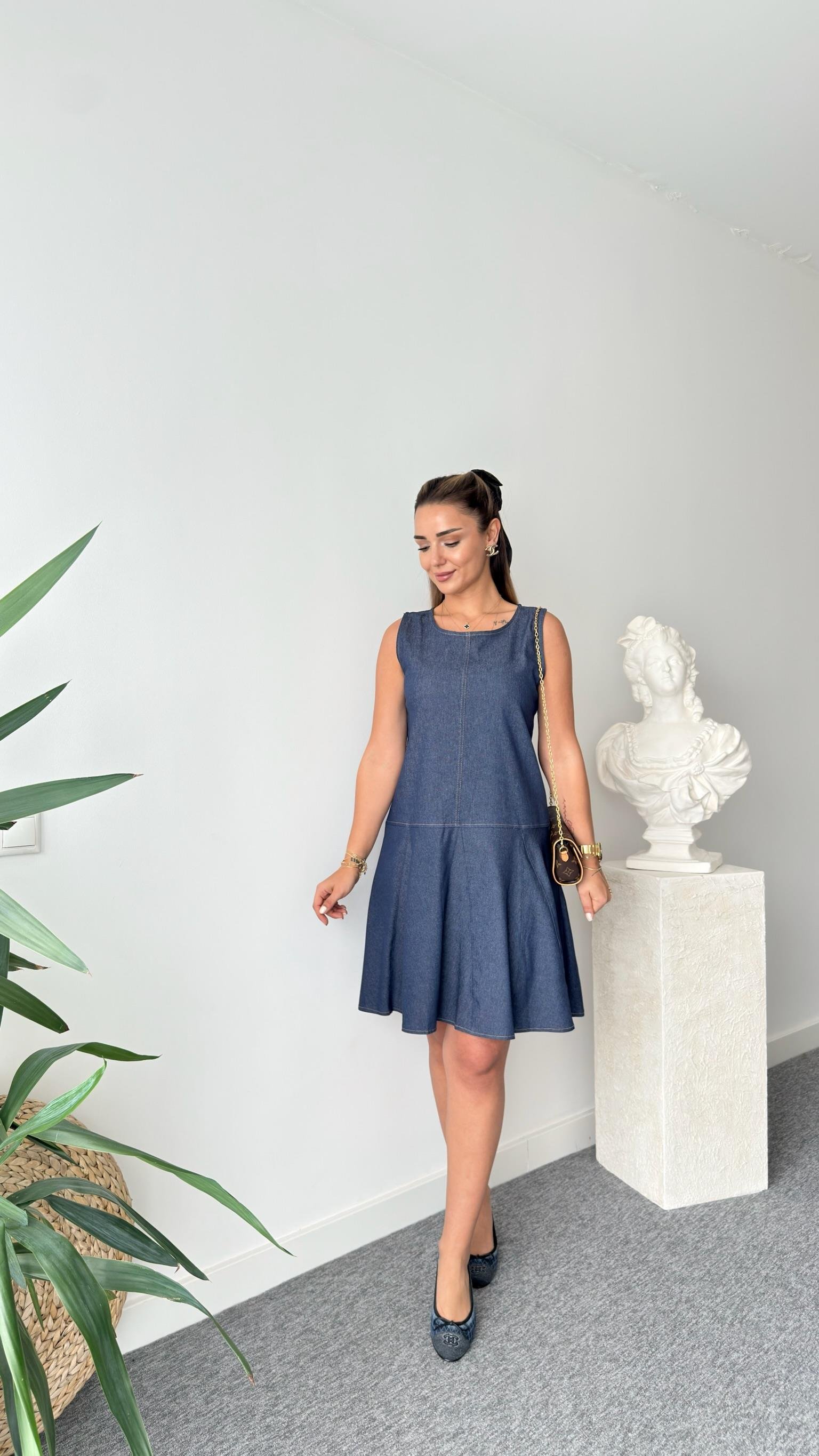 Holde Kolsuz Likralı Jean Elbise 