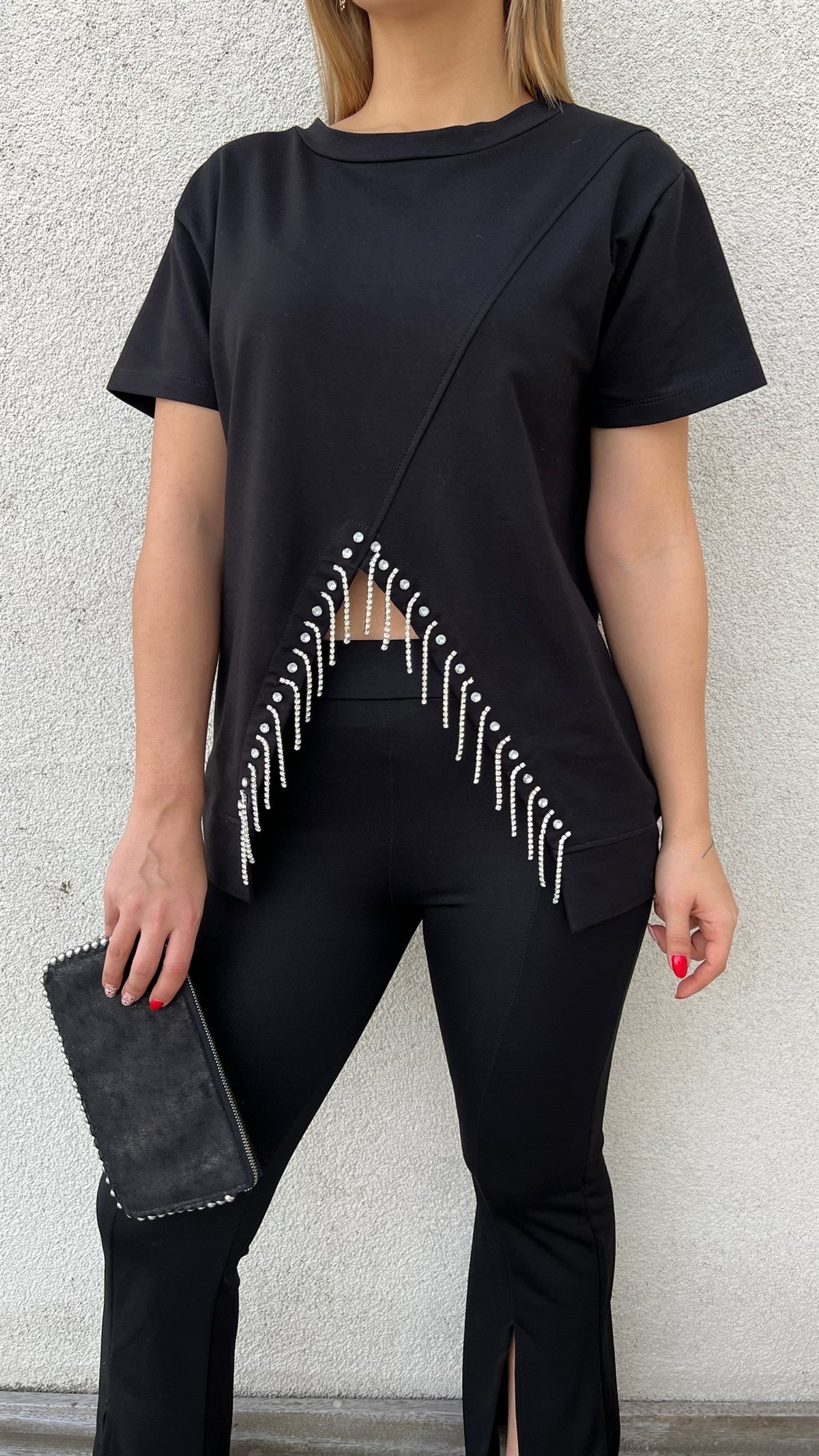 Taş Detaylı Siyah Tasarım Tshirt