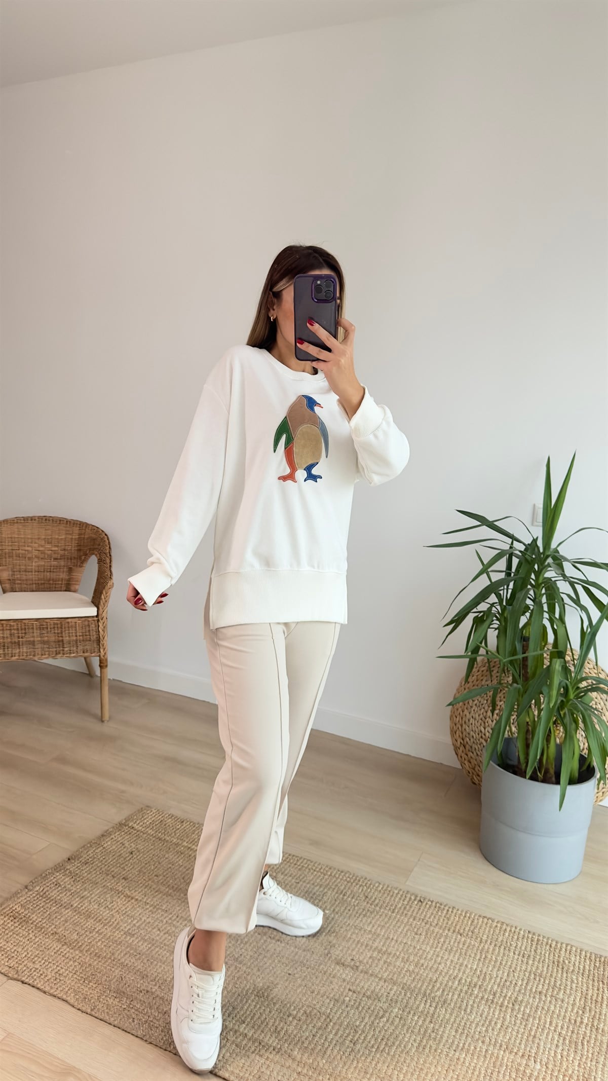 Penguen Baskılı Beyaz Sweat