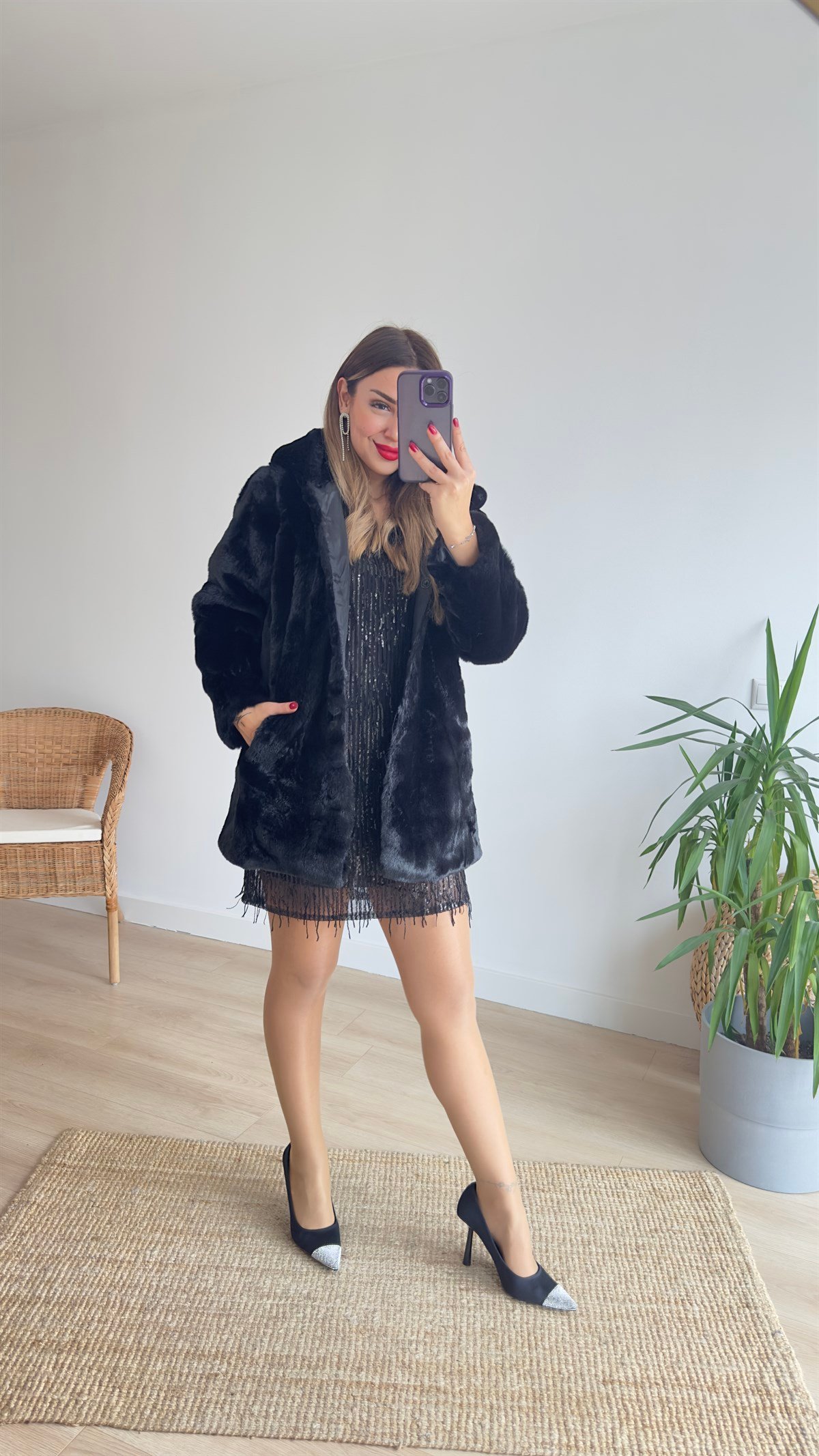 Kapüşonlu Siyah Peluş Mont