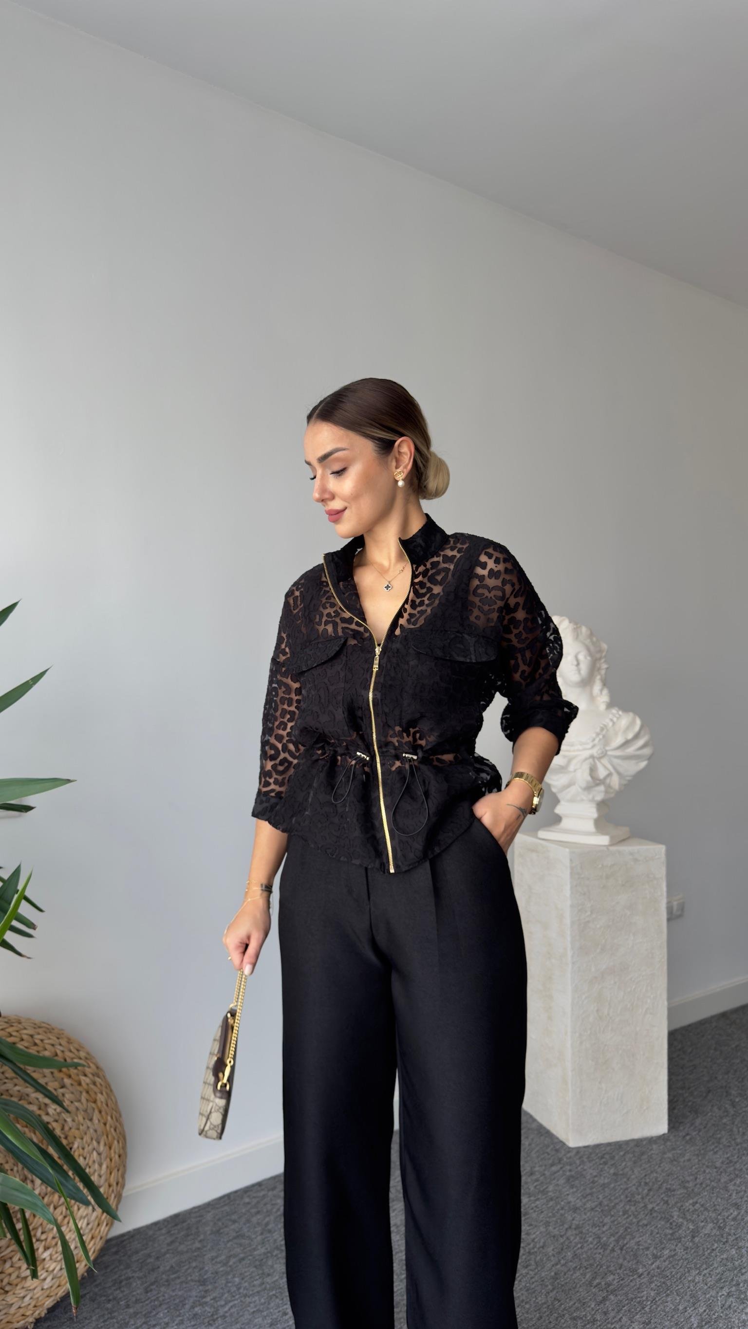 Epis Marka Model Siyah Organze Ceket
