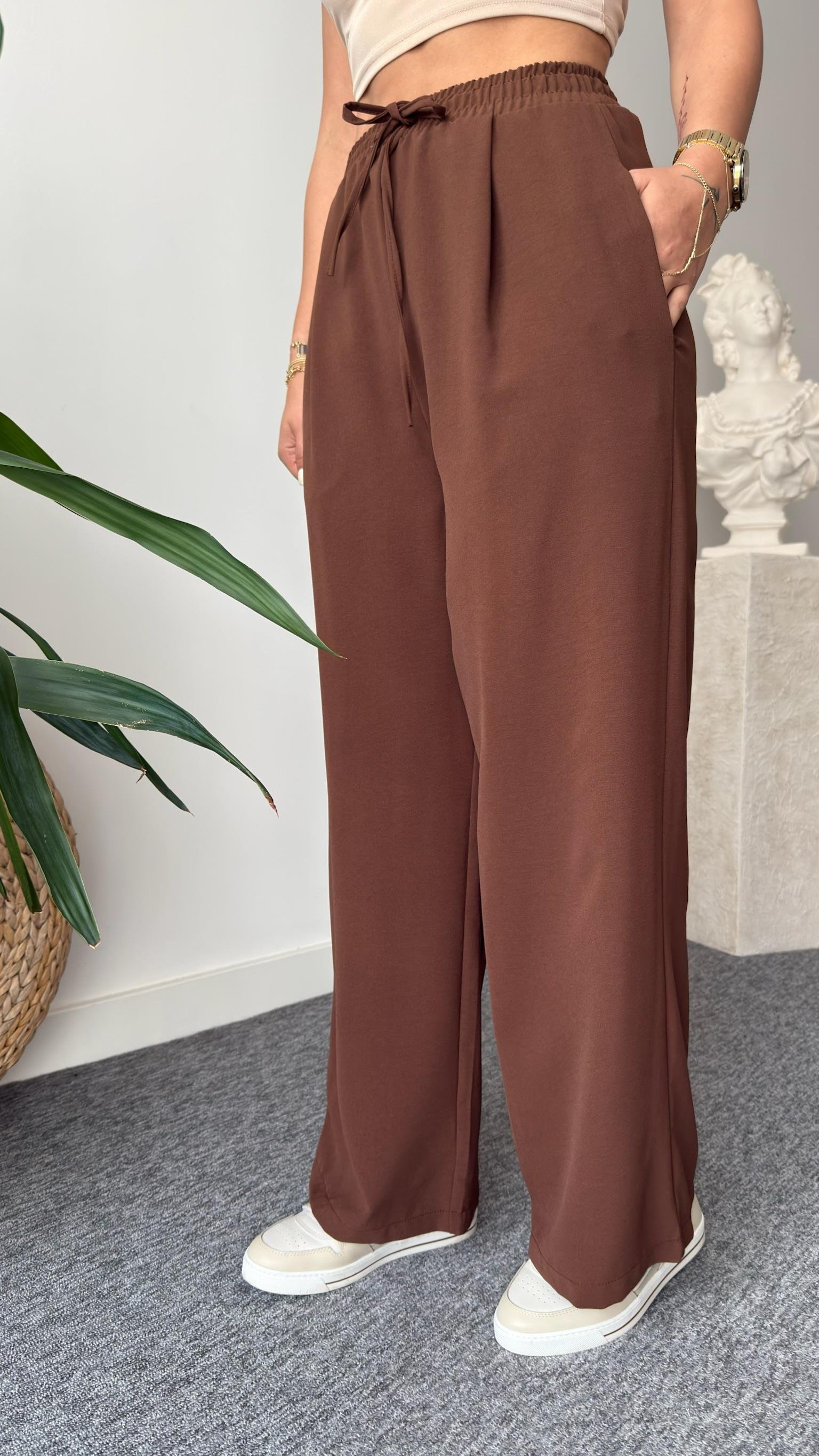 Kahve Jovo Asimetrik Kesim Vatkalı Takım