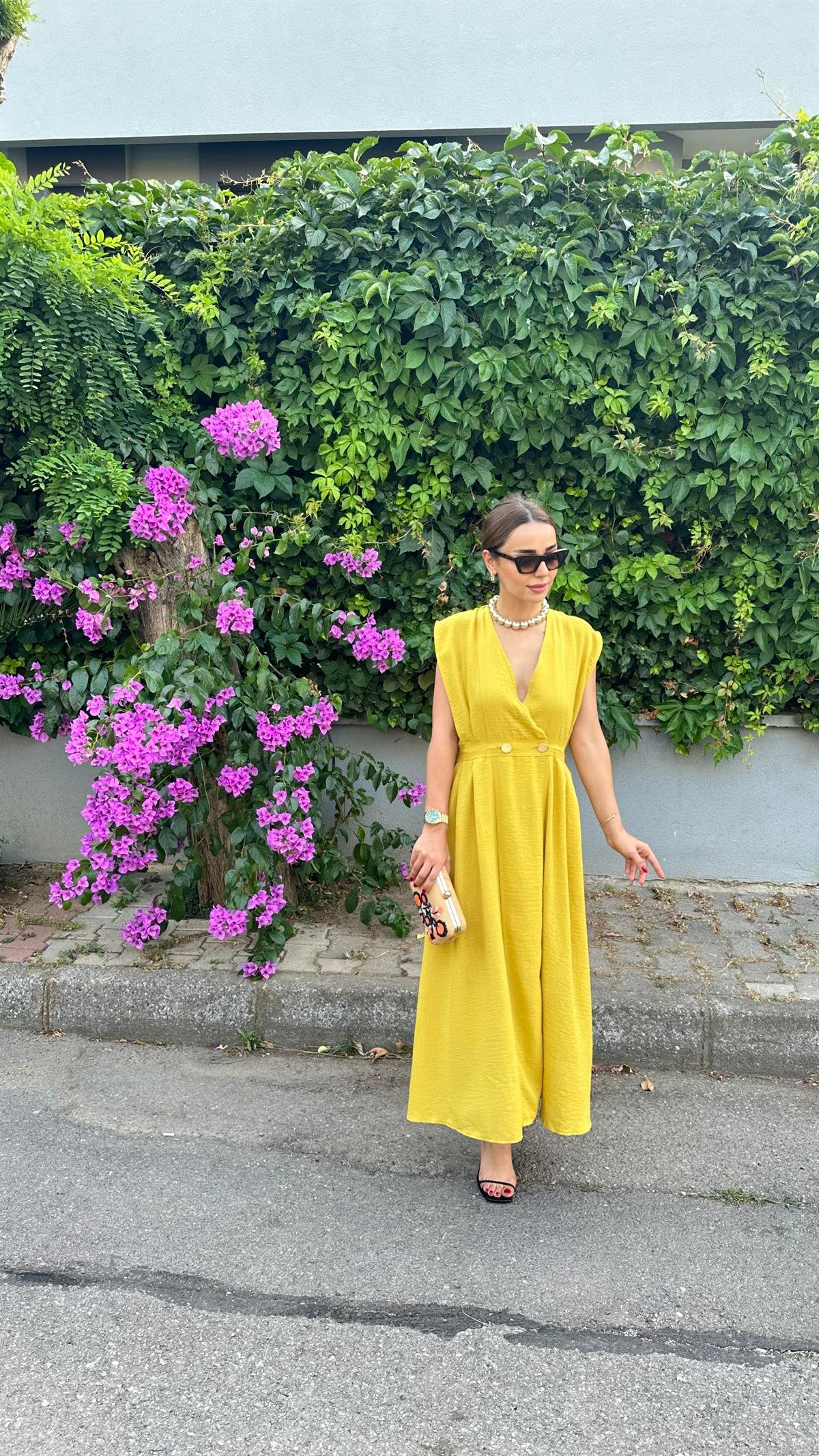 Orijinal Model Düğme Detaylı Uzun Elbise 