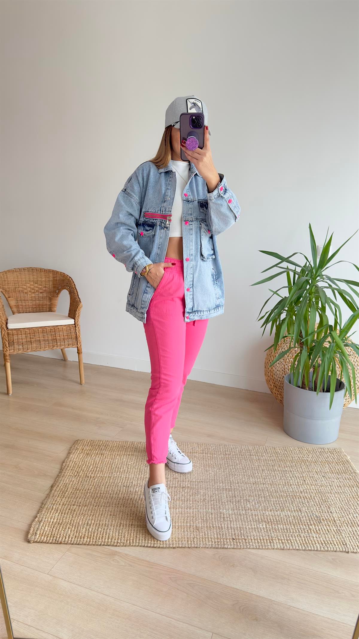 Pembe Düğmeli Kot Ceket