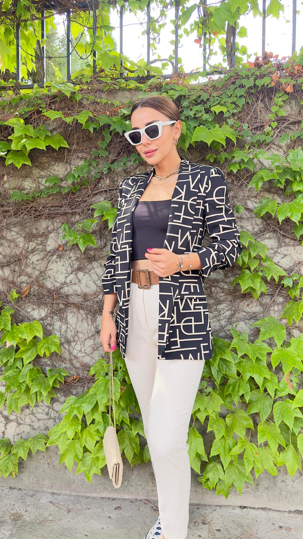 Yazı Detaylı Blazer Ceket