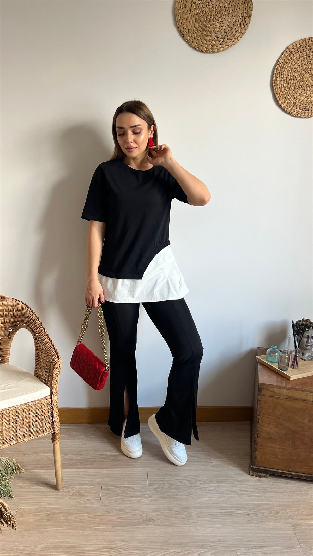 Beyaz Poplin Detaylı Basic Tshirt