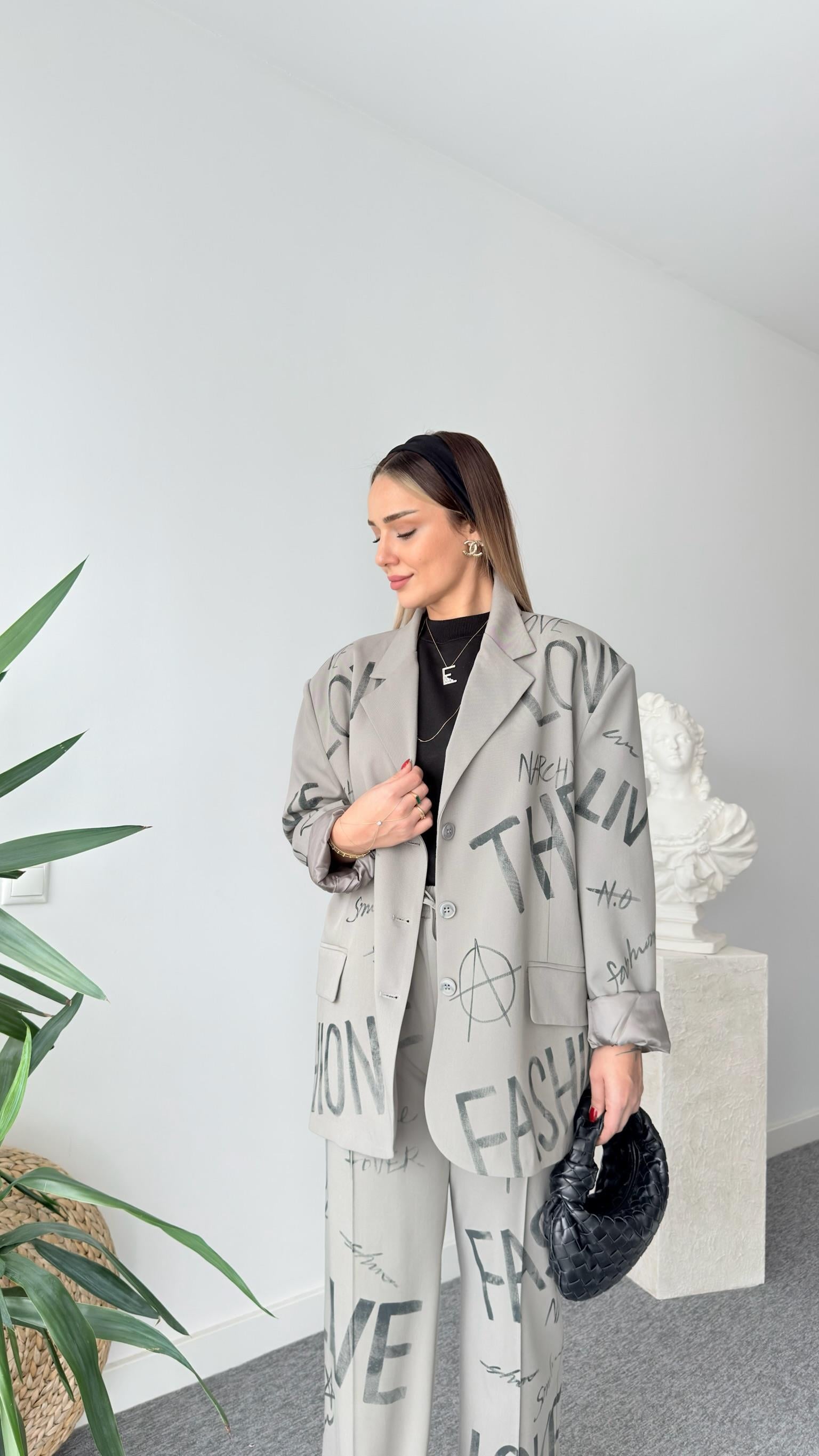 Vino Yazı Detaylı Açık Haki Blazer