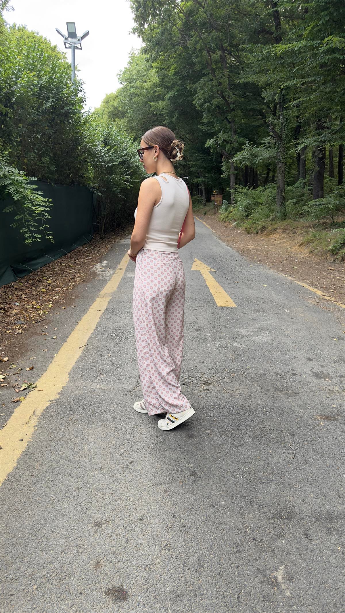 Marka Model Bağlama Detaylı Pantolon
