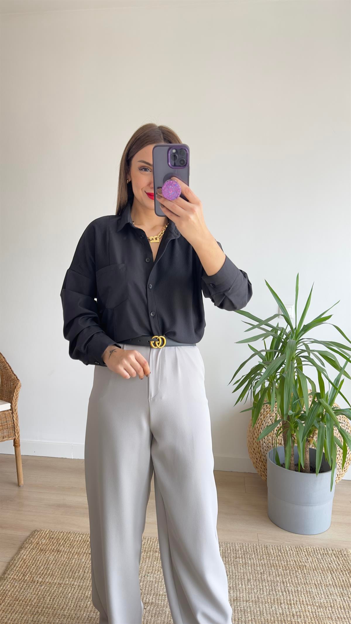 Marka Model Siyah Garnili Gömlek