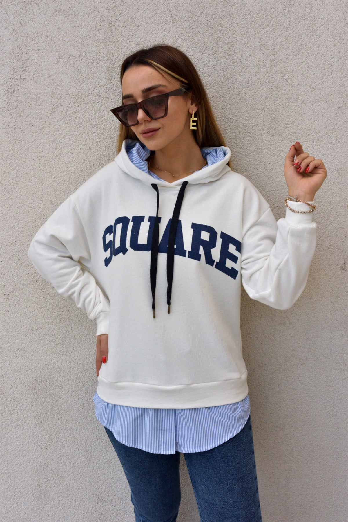Gömlek Detaylı Square Baskı Sweatshirt