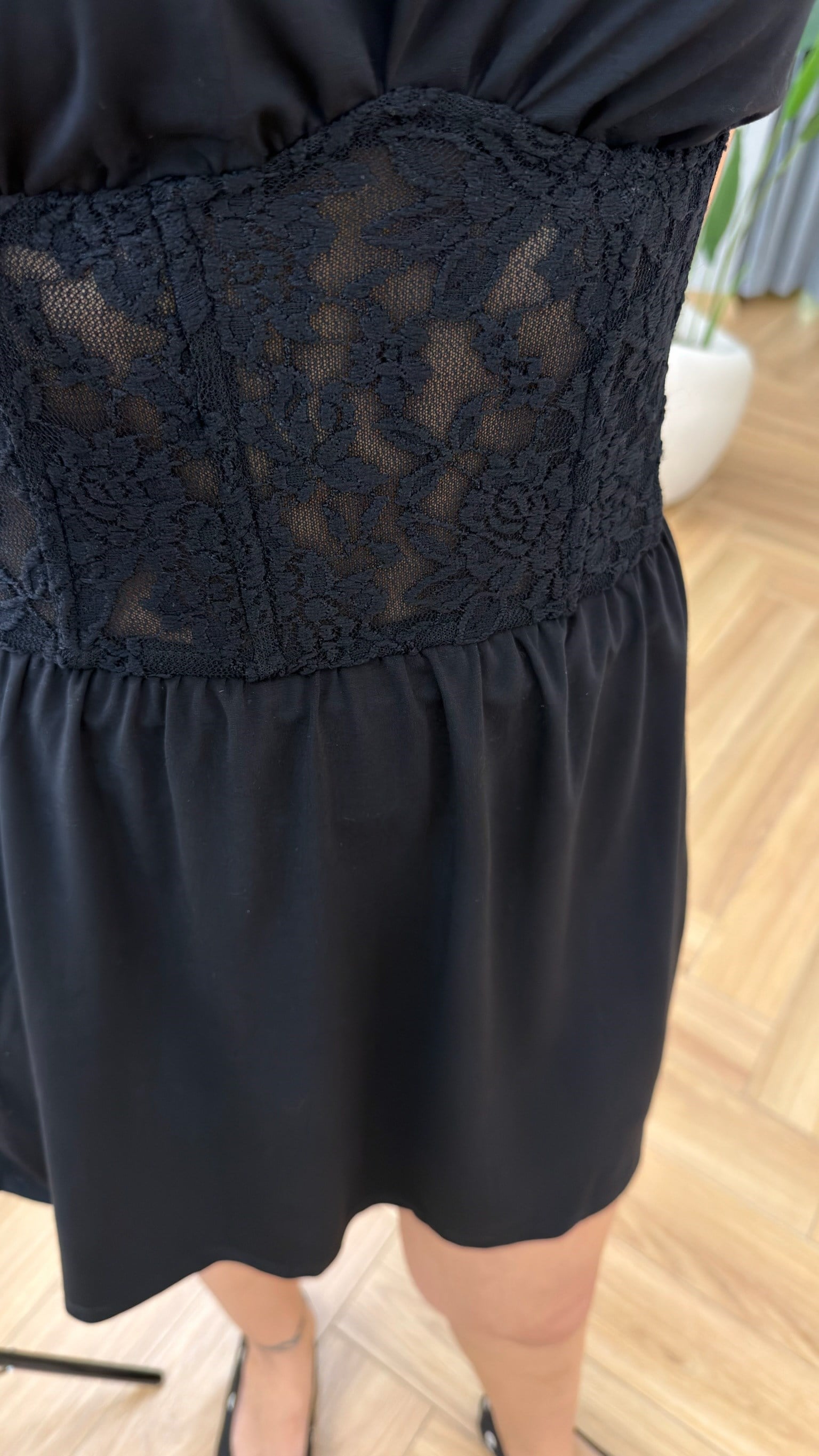 Adre Bel Dantel Detaylı Orj Model Elbise 