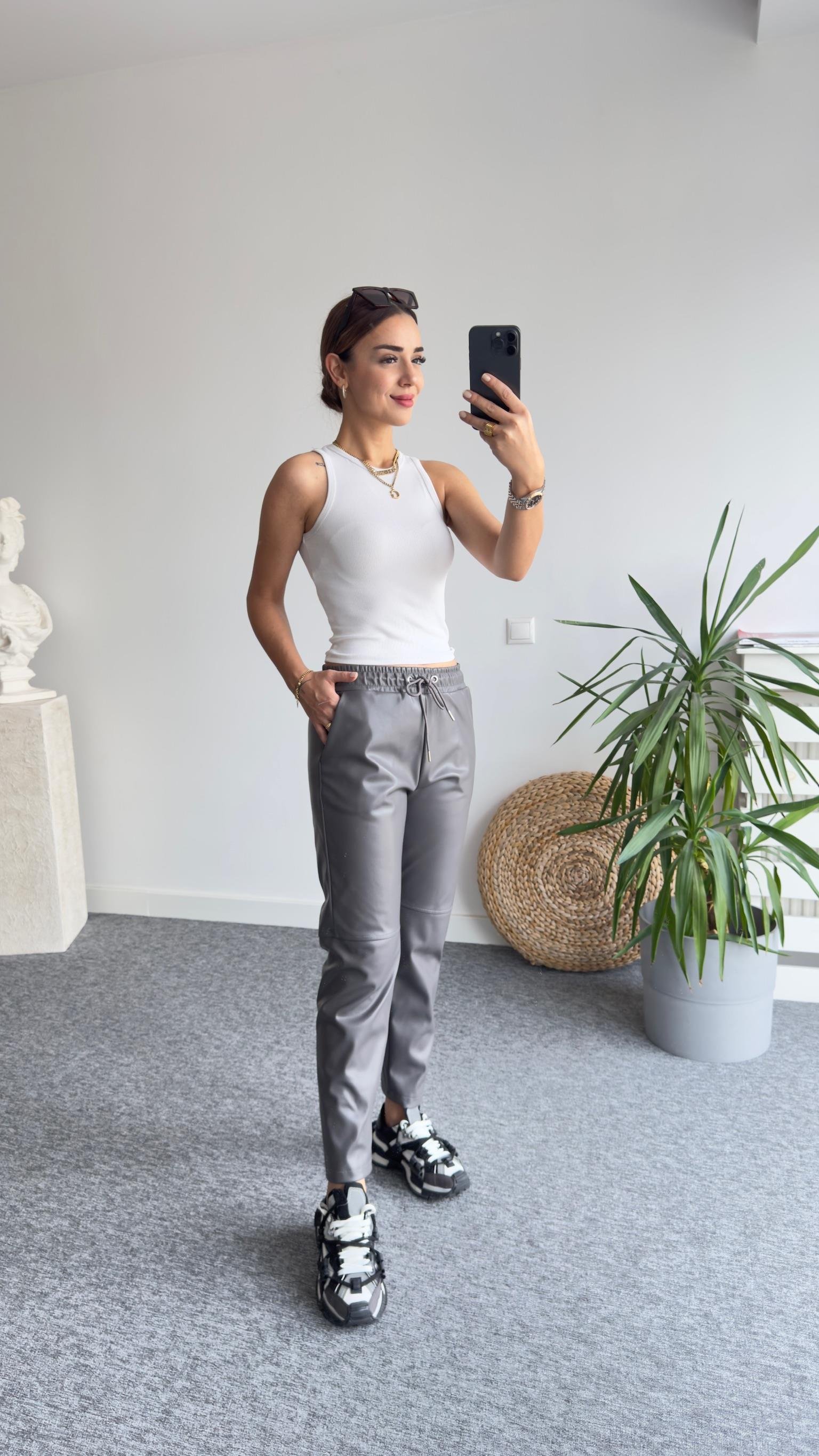 Marka Model İthal Gri Deri Pantolon
