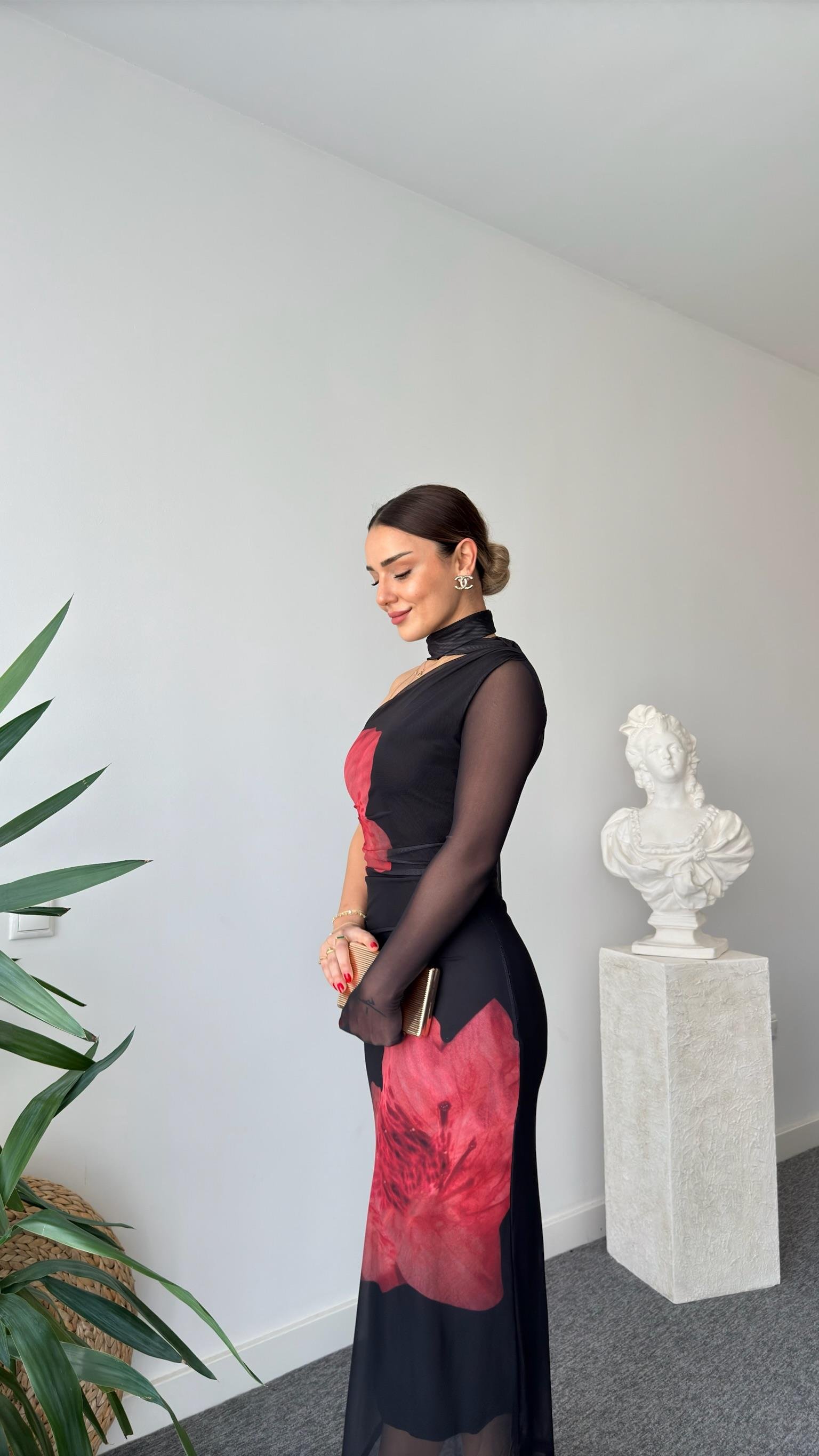 Kırmızı Çiçek Desenli Astarlı Elbise 