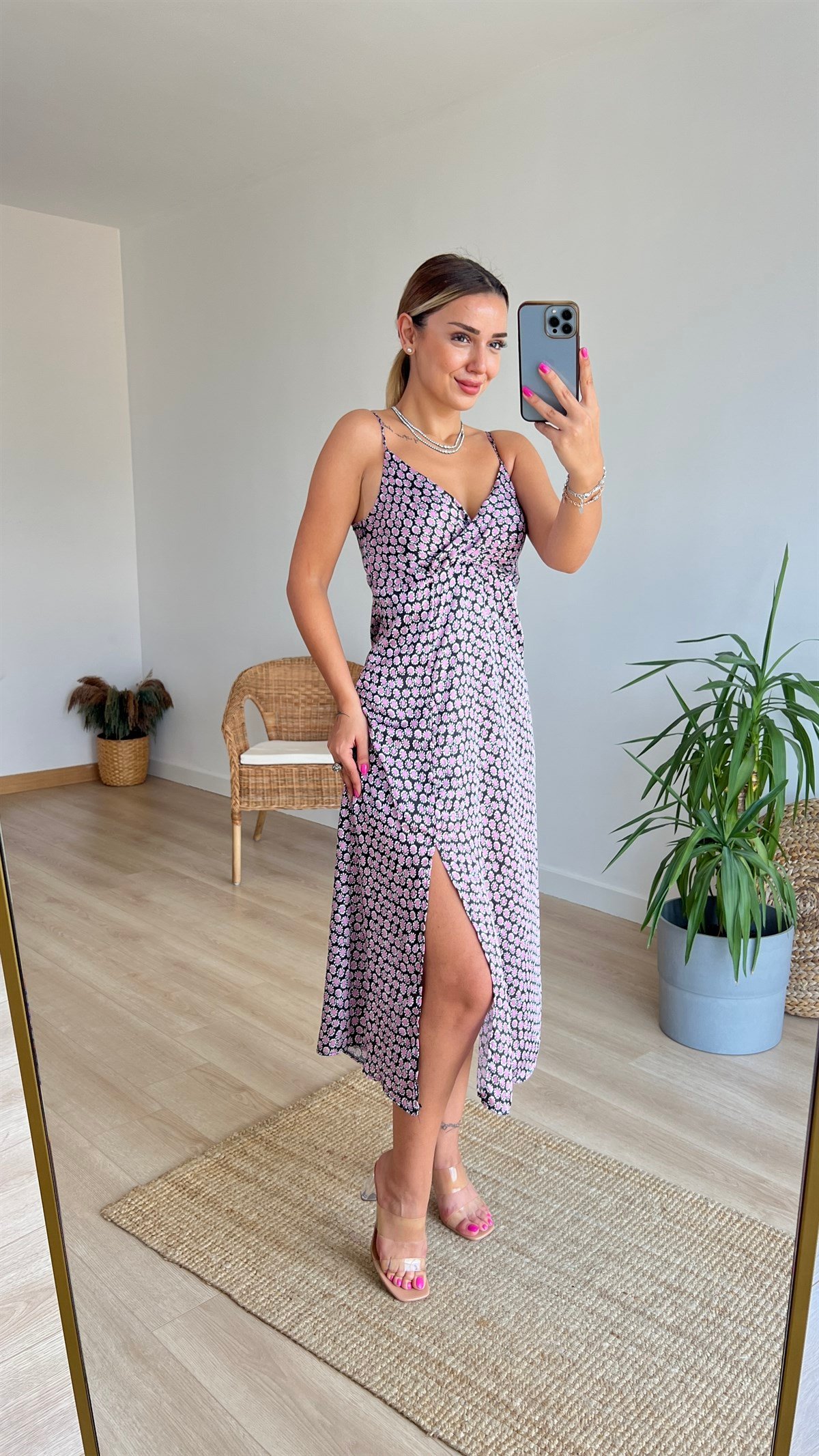 Zara Model Askılı Saten Elbise