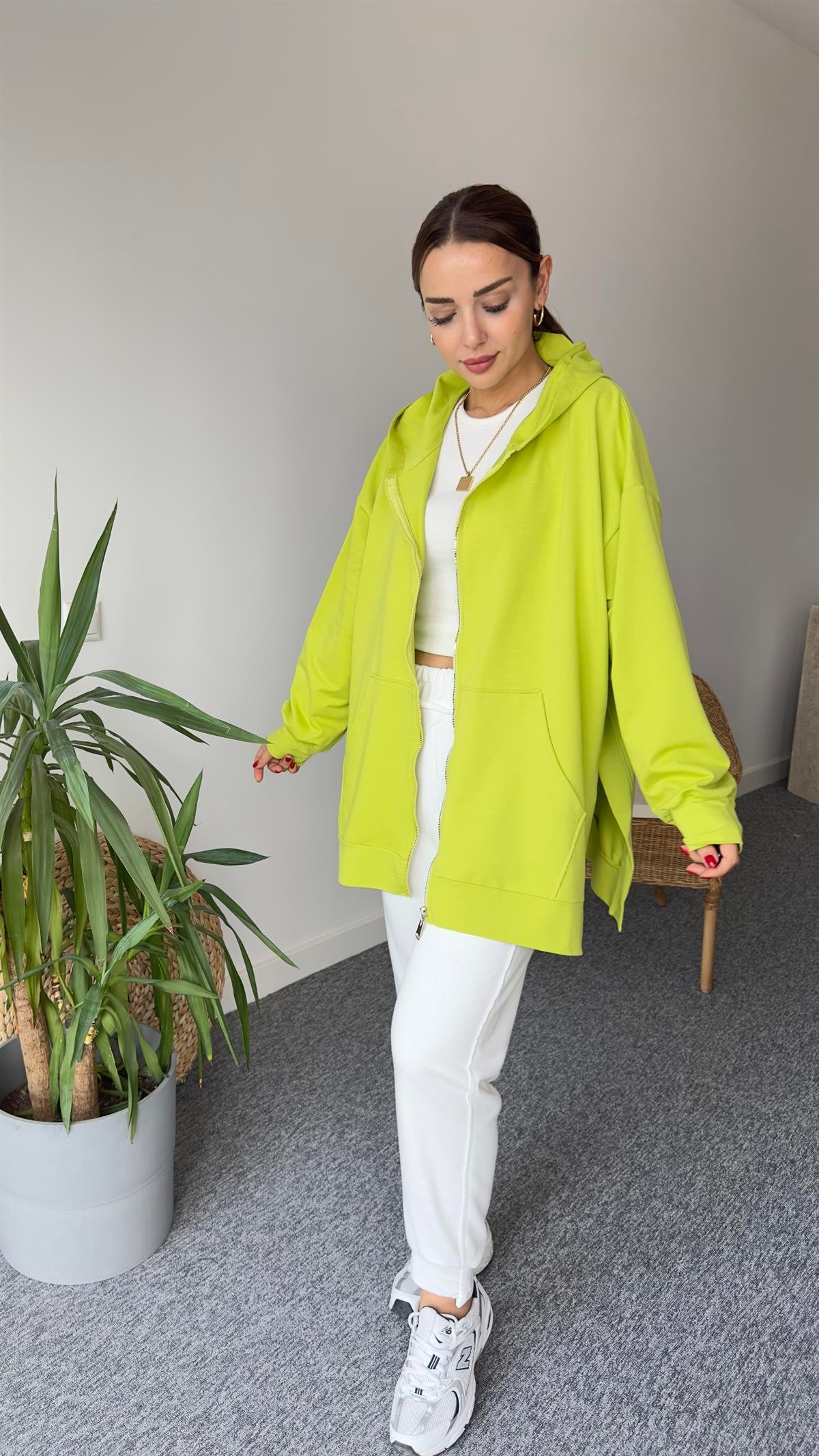 İki İplik Yanları Yırtmaçlı Yeşil Sweat