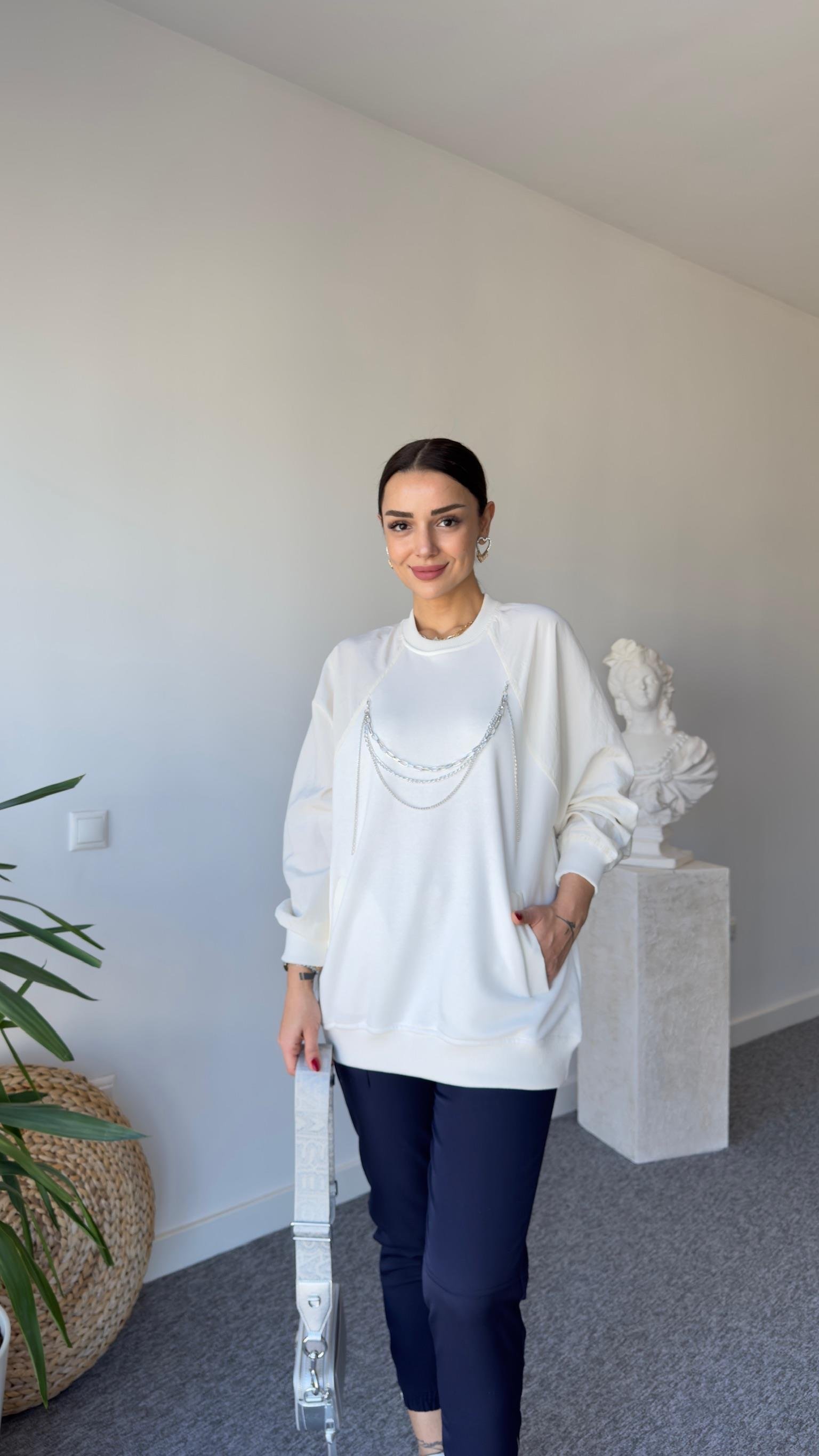 Orj Model Aksesuarlı Paraşüt Garni Sweat