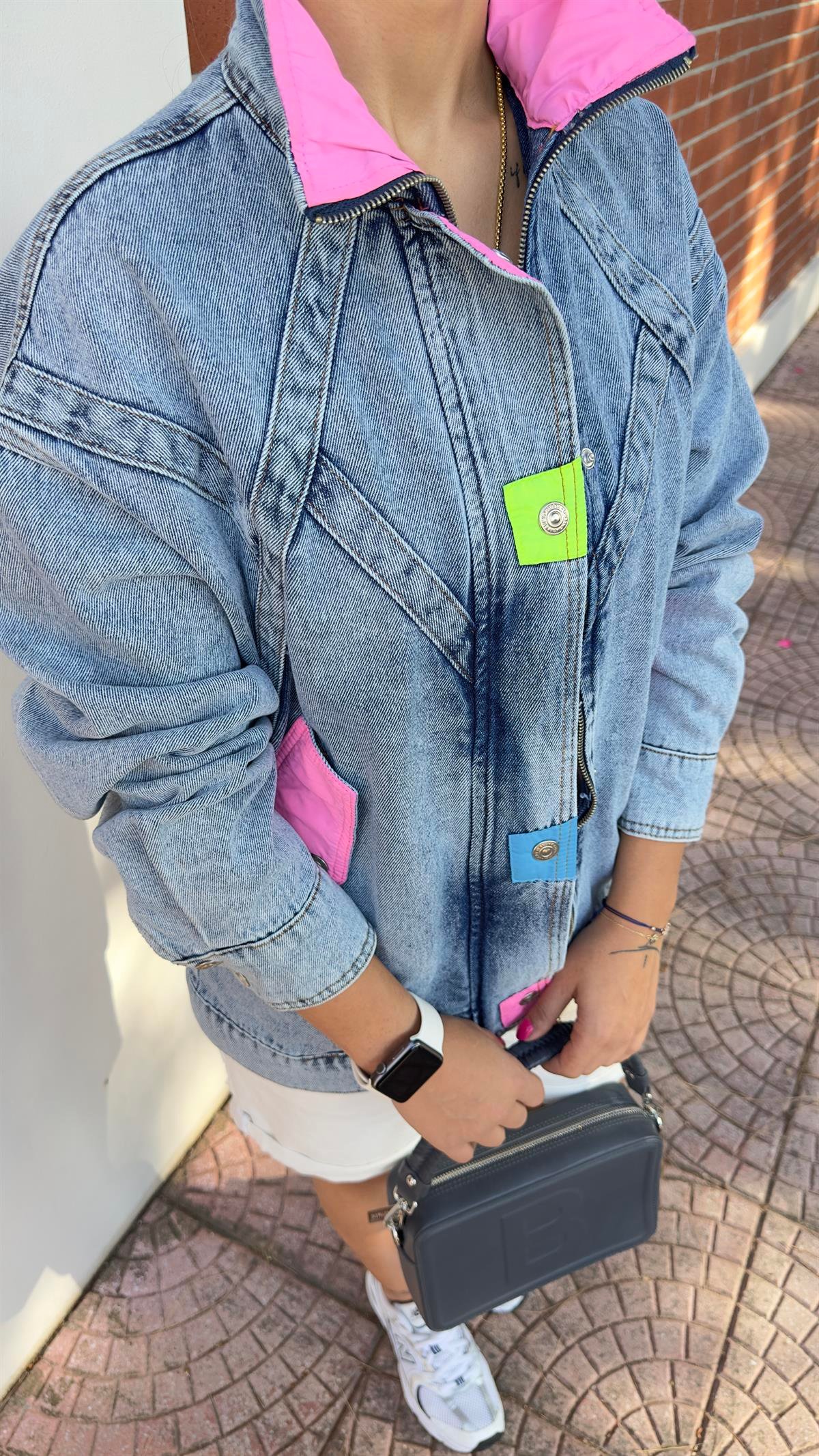 Rosy Renk Detaylı Jean Ceket