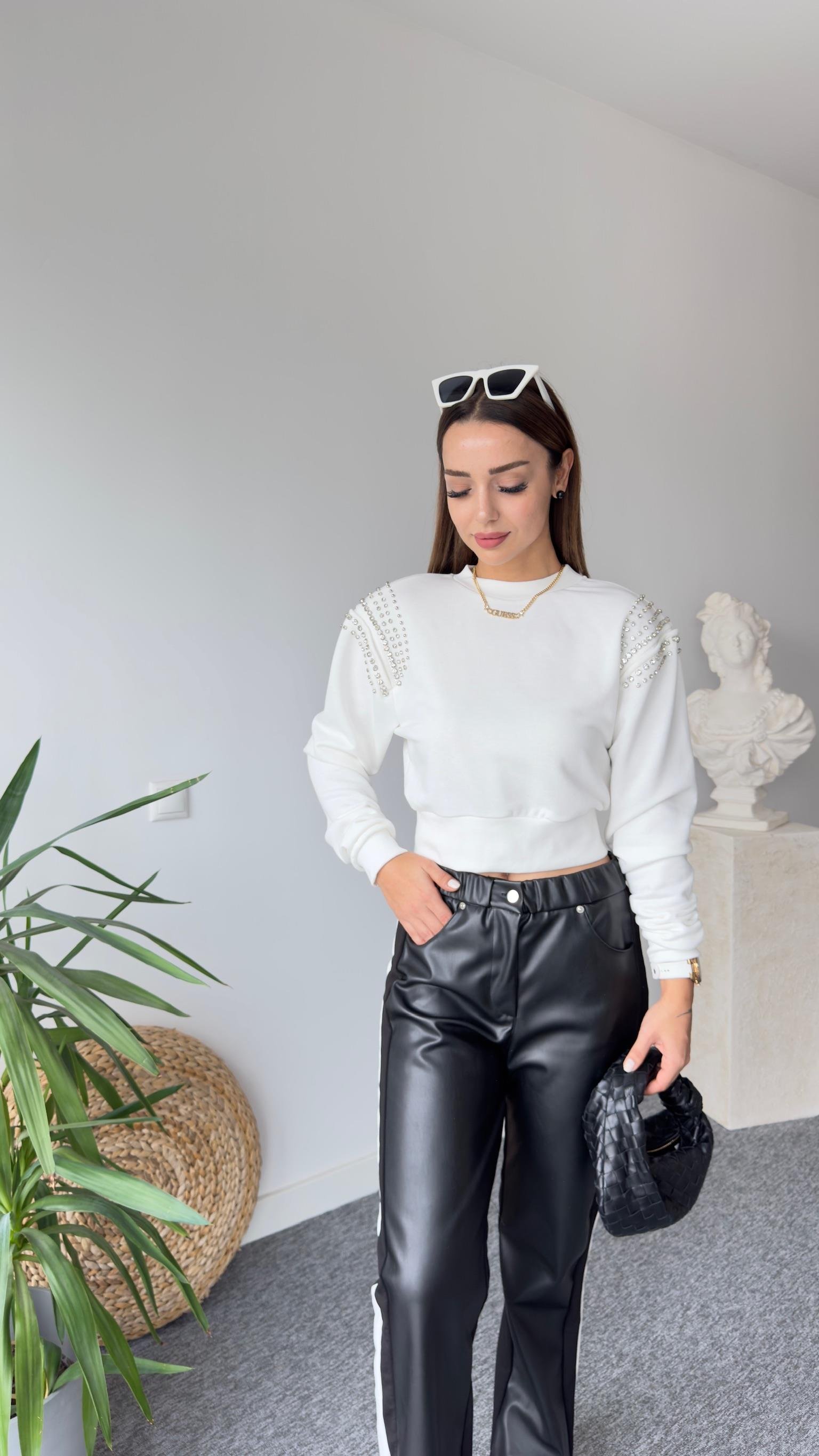 Rime Omuzlar Taşlı Beyaz Sweat