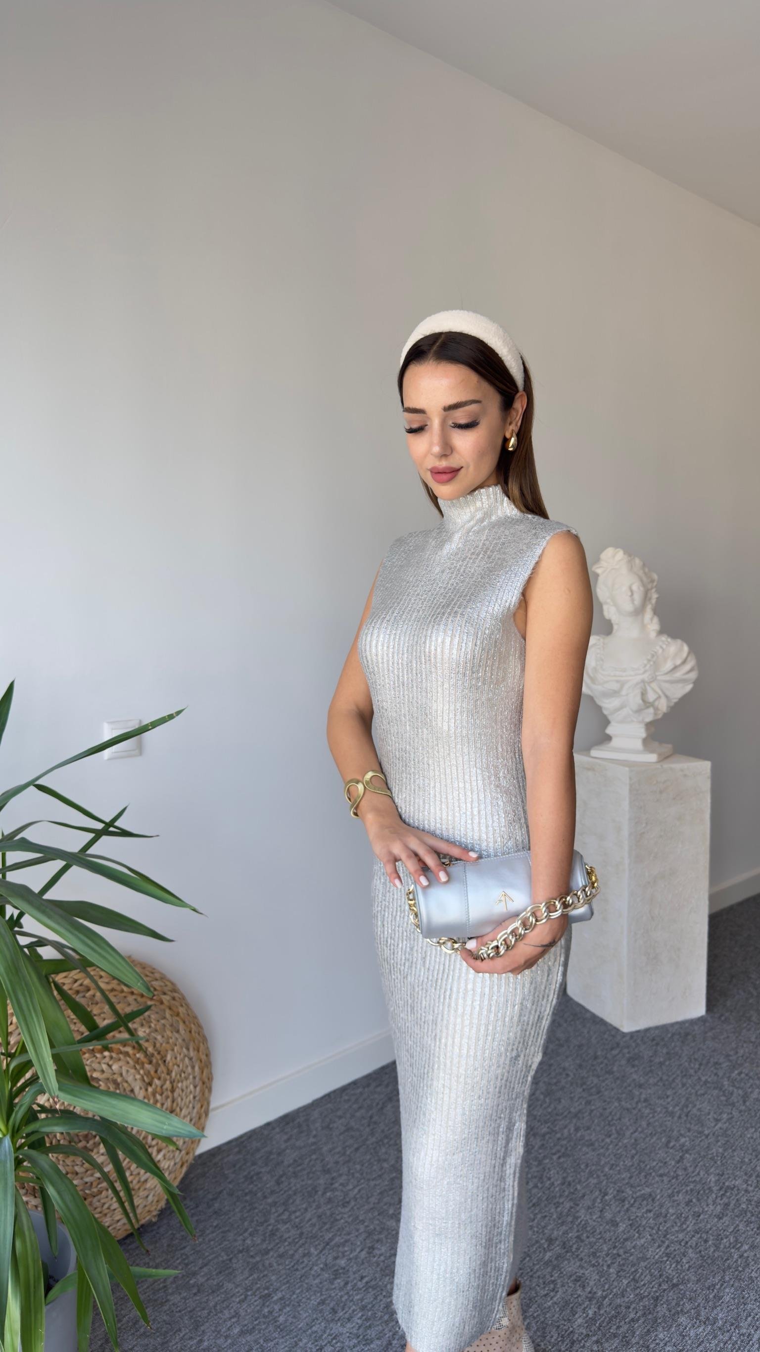 Kolsuz Varaklı Zra Model Triko Elbise