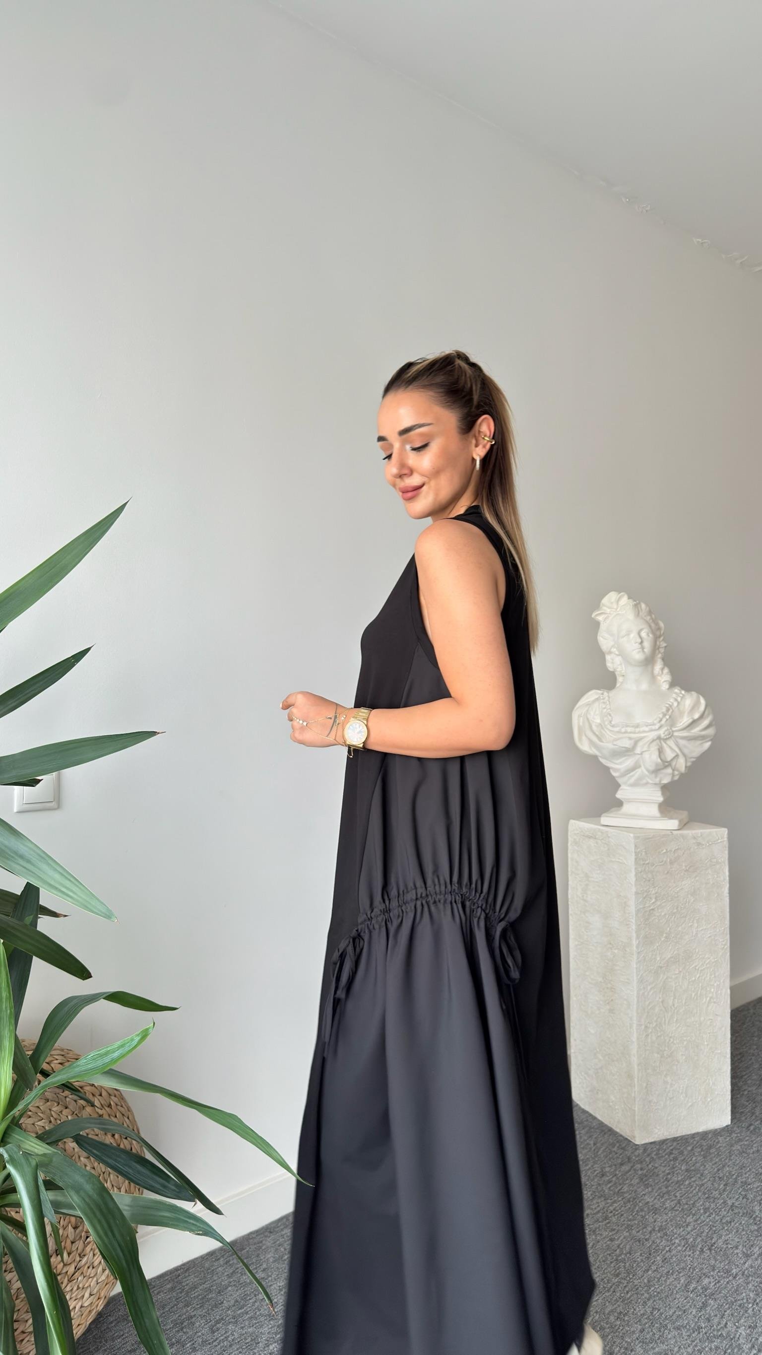 Marka Model Yanlar Poplin Salaş Siyah Elbise 