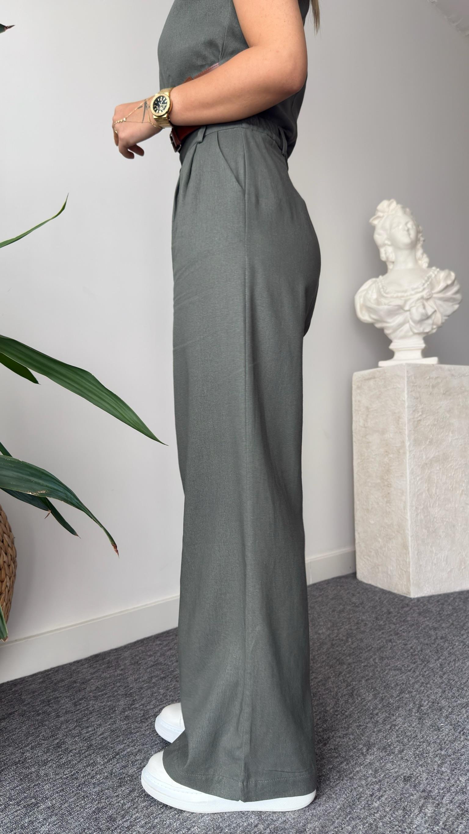 Haki Pevil Kemer Detaylı  Yelek Pantolon Takım