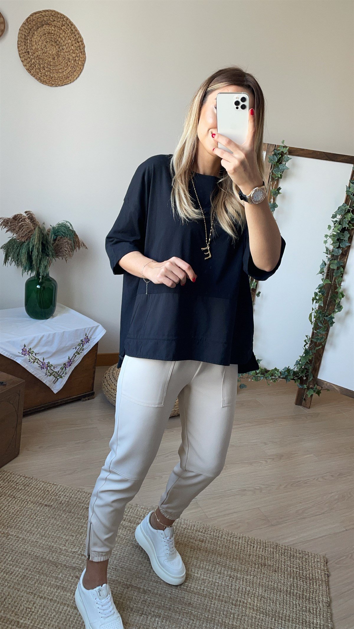 Belden Büzgülü Poplin Detaylı Siyah Tshirt