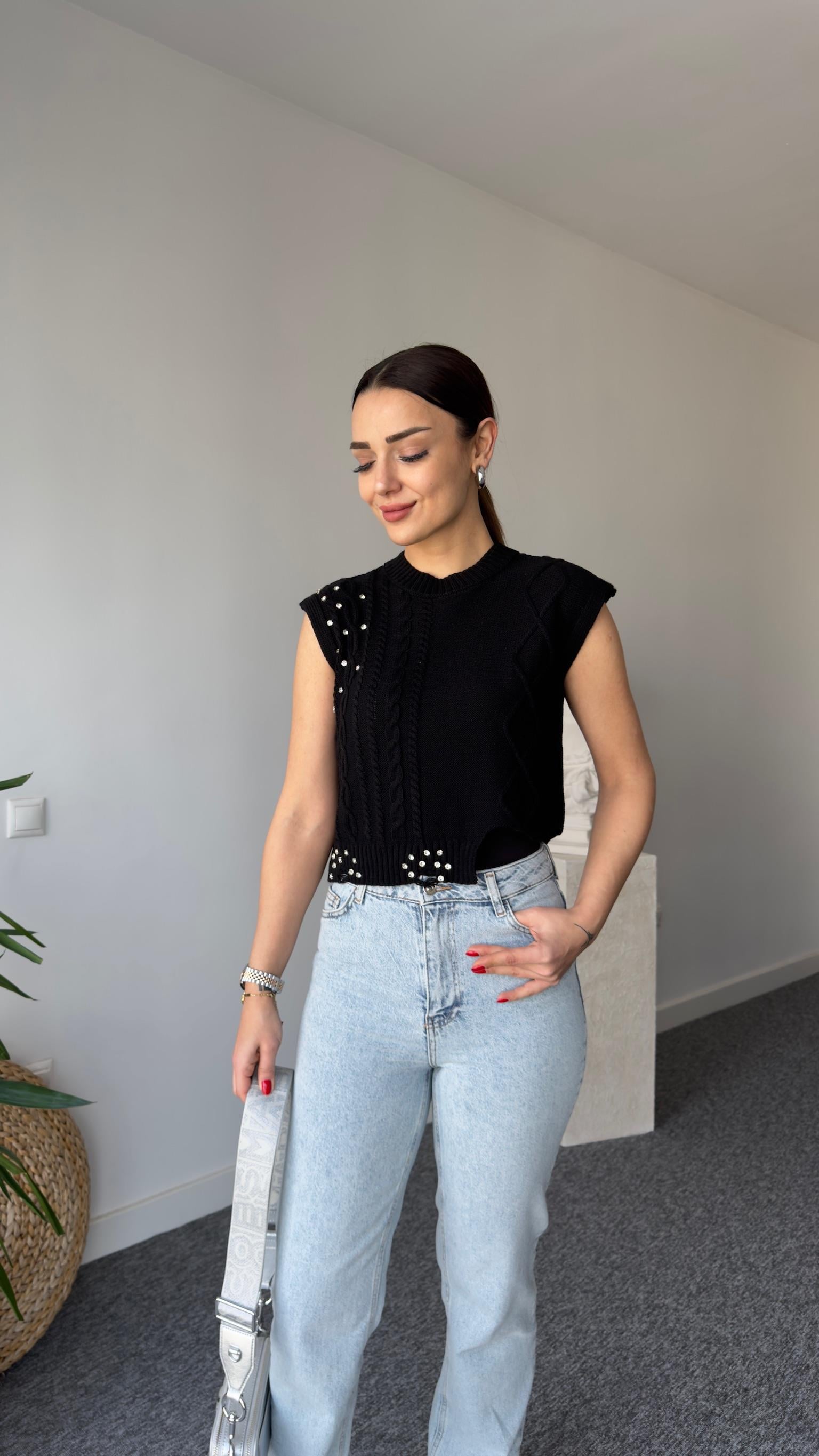 Orj Marka Taş Detaylı Siyah Süveter