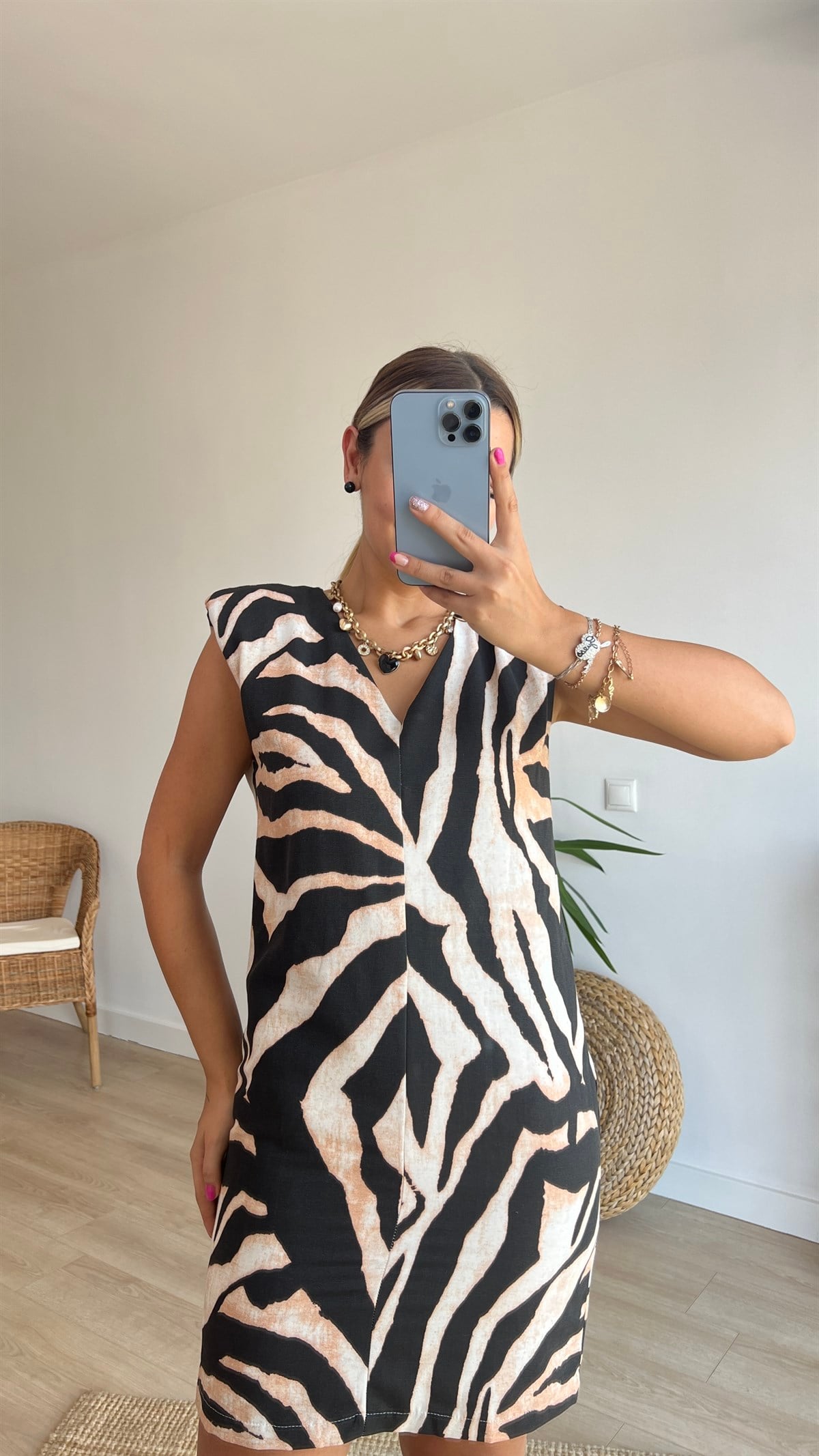Zebra Desen Vatkalı Marka Model Elbise