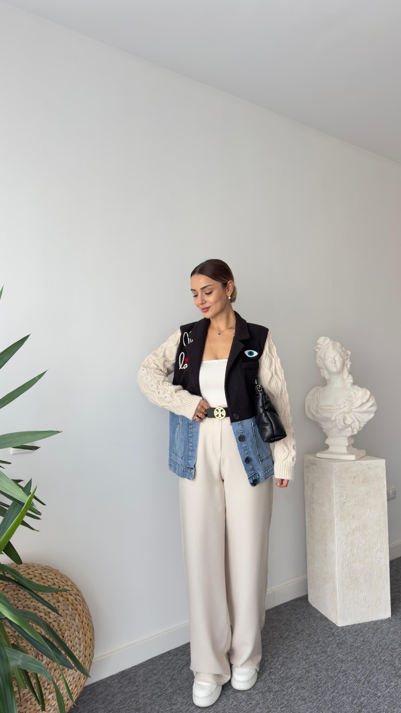 İthal Kollar Triko Detaylı İşlemeli Blazer Ceket