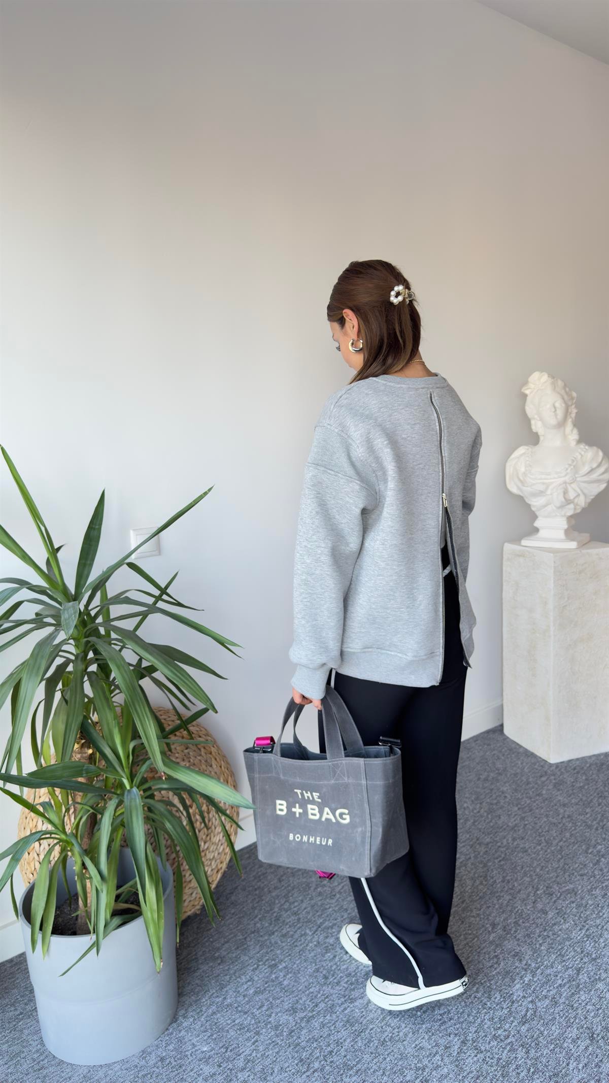 Sırt Fermuar Ve Etiket Detay Zra Model Sweat
