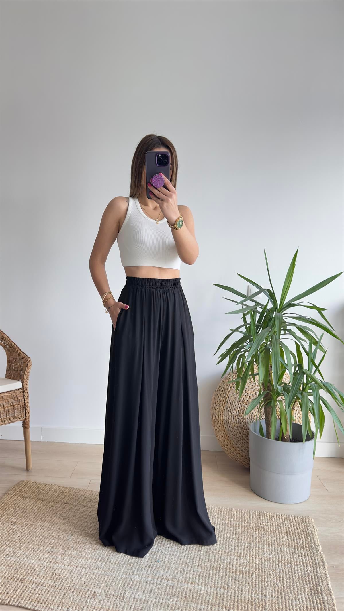 Cora Bol Paça Siyah Pantolon