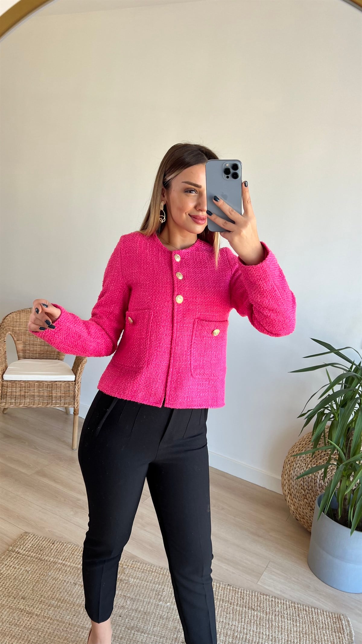 Marka Model Gold Düğmeli Pembe Ceket