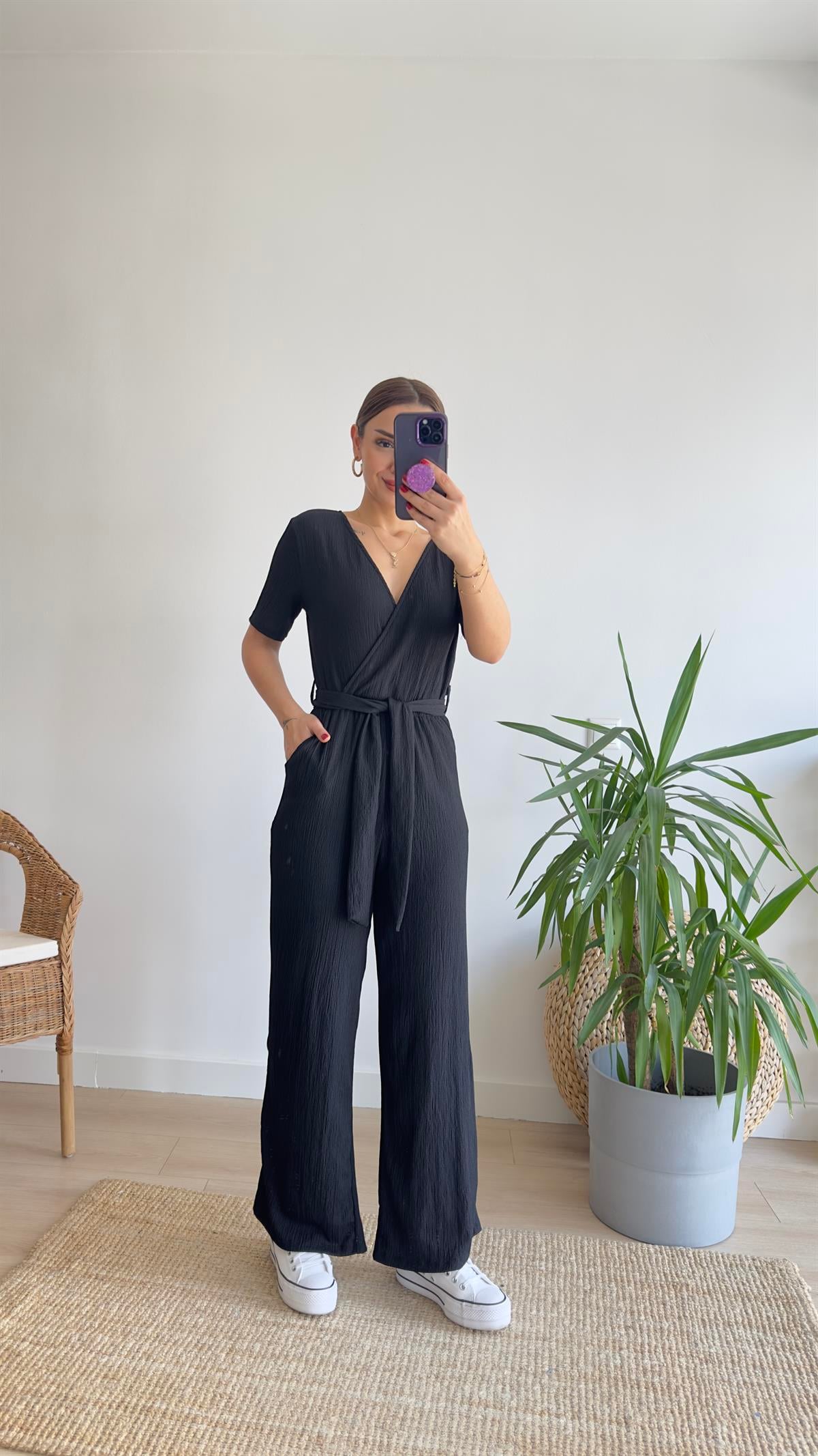Meus Siyah Tulum
