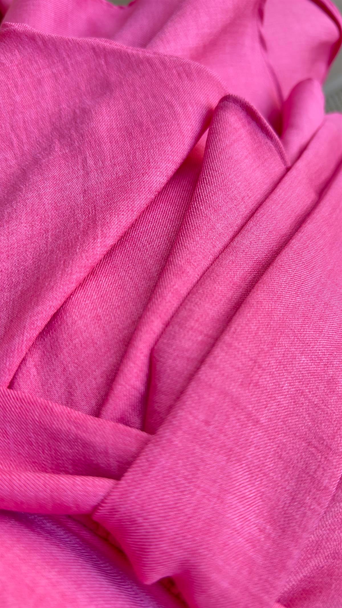 Pembe Katlı Balon Kol Elbise