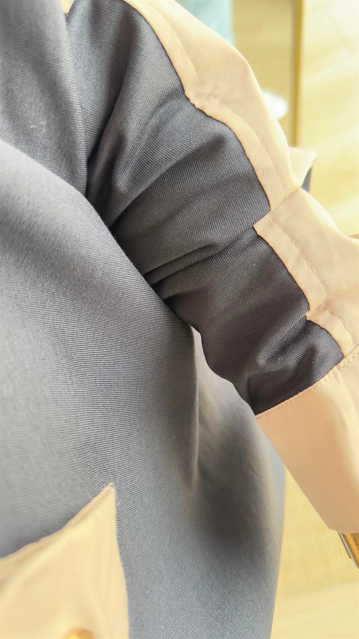 Sırtı Poplin Düğmeli Sweatshirt