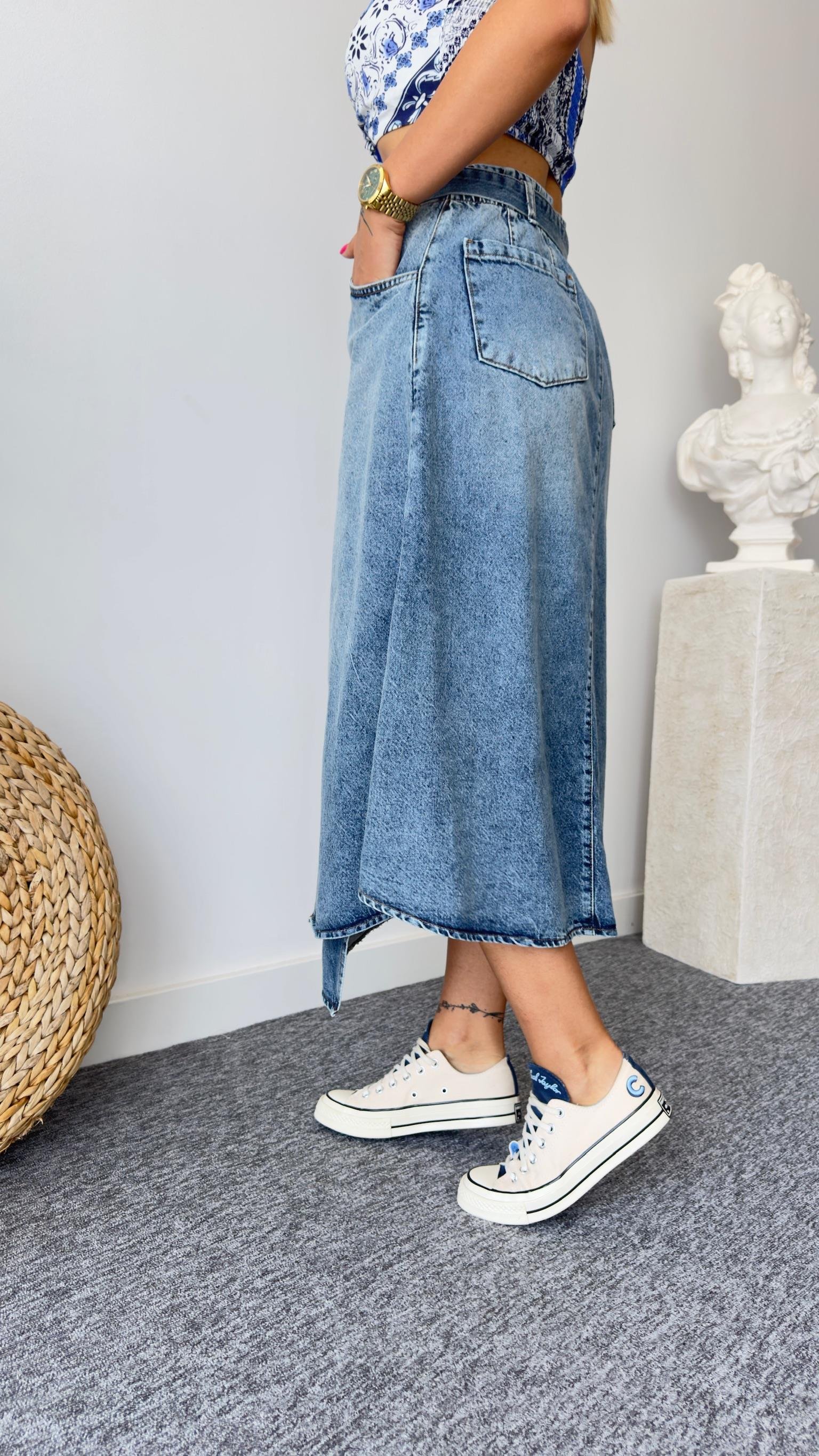 Bel Lastikli Asimetrik Kesim Denim Etek