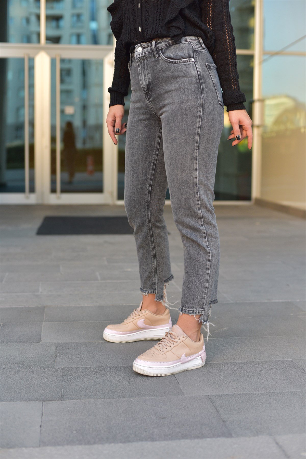 Paça Detaylı Füme Mom Jean