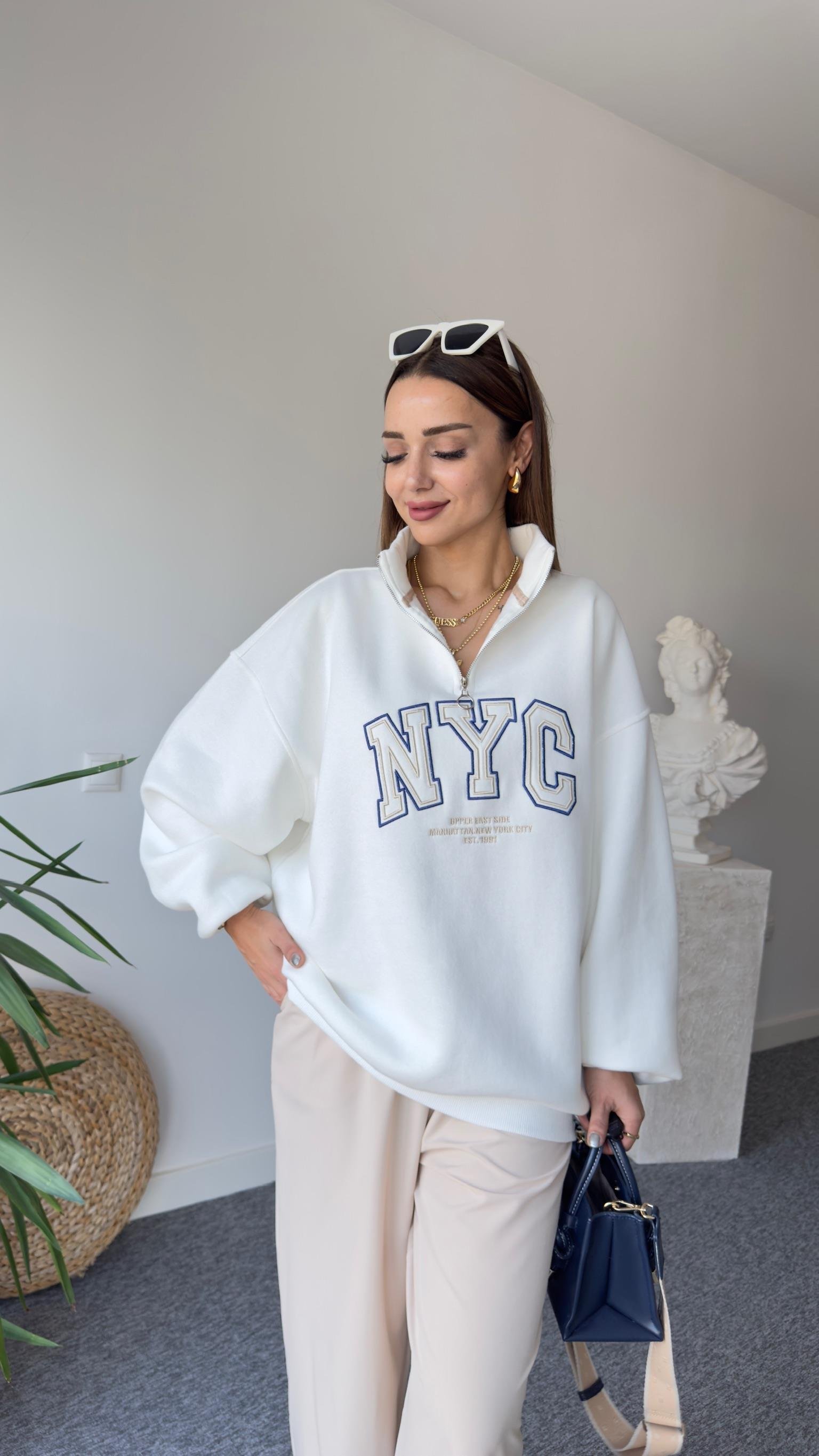 Nyc İşlemeli Fermuar Detay Sweatshirt