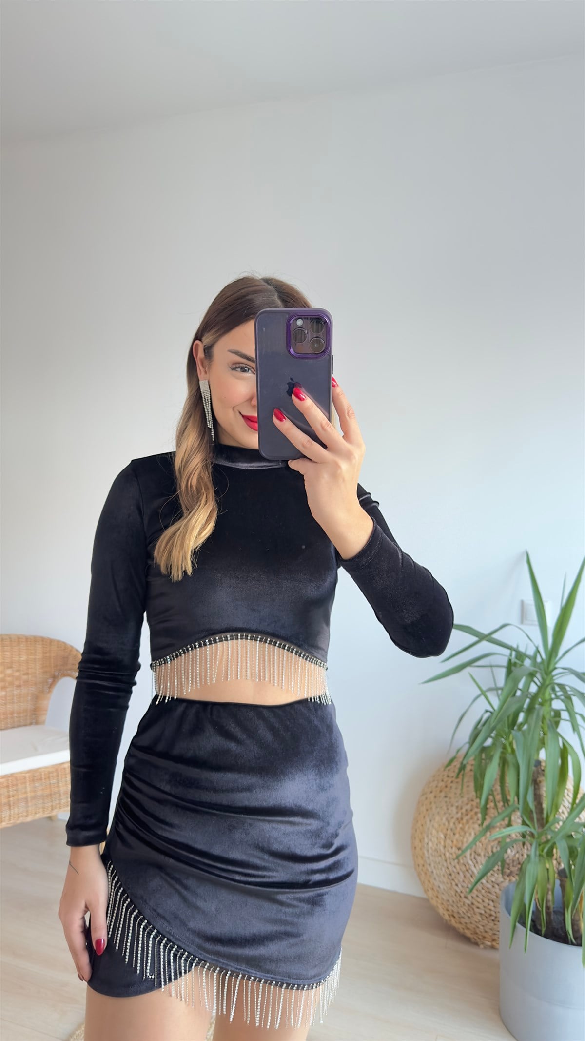 Taş Detaylı Kadife Bluz