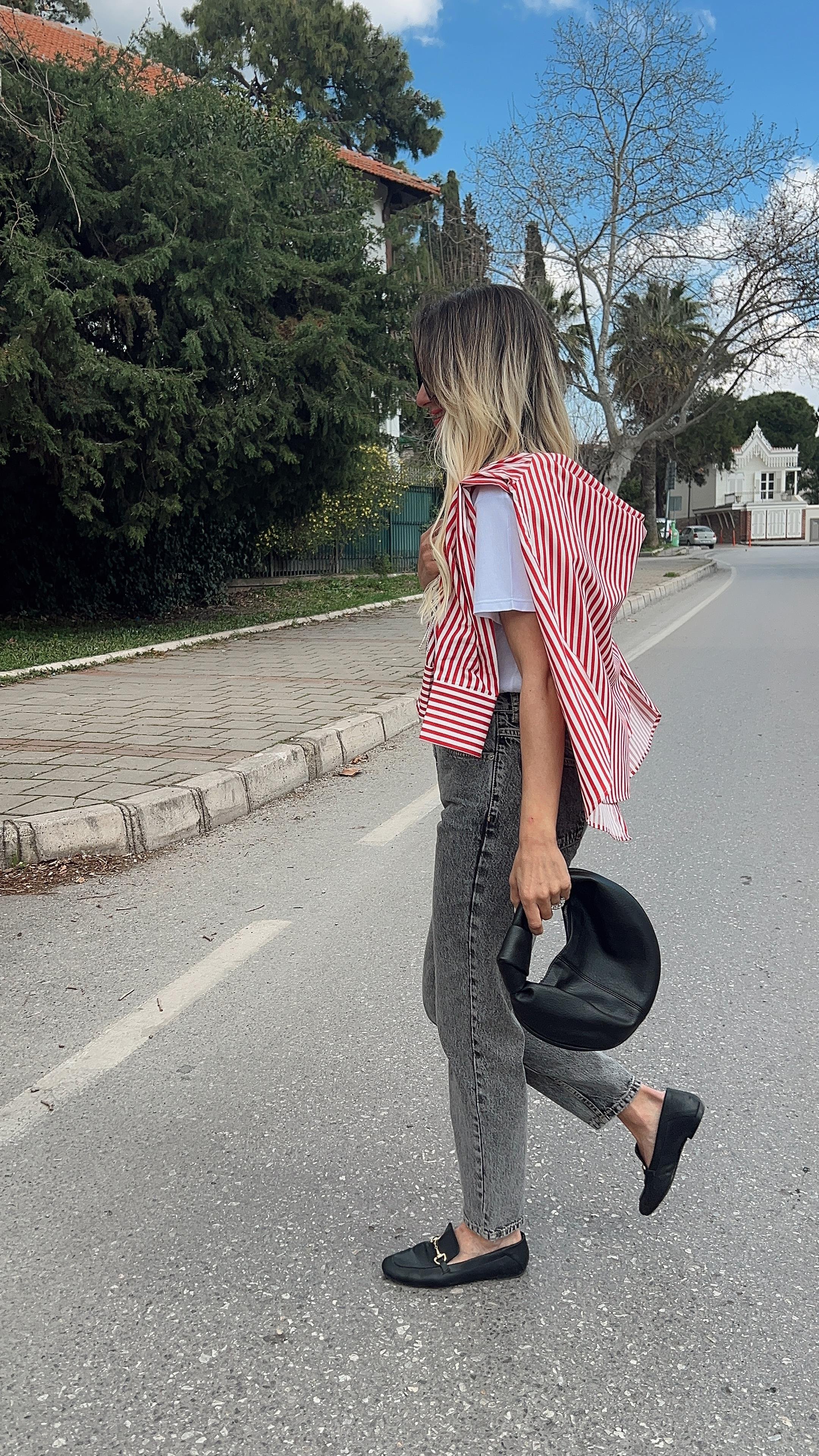 Nişantaşı Butik ANTRASİT YIKAMALI GRİ  MOM JEAN