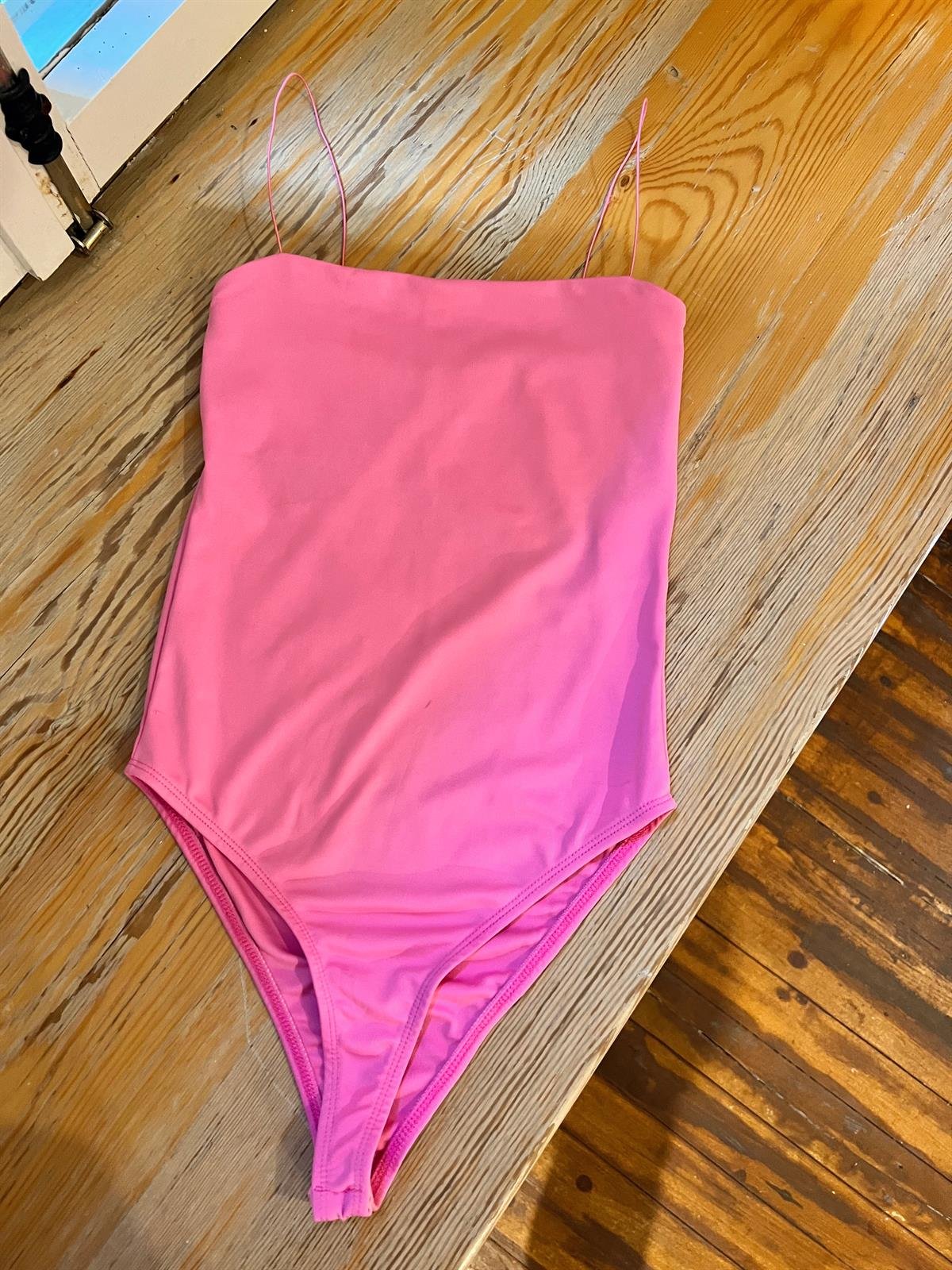 Nişantaşı Butik ÇITIR ASKILI BODYSUİT PEMBE