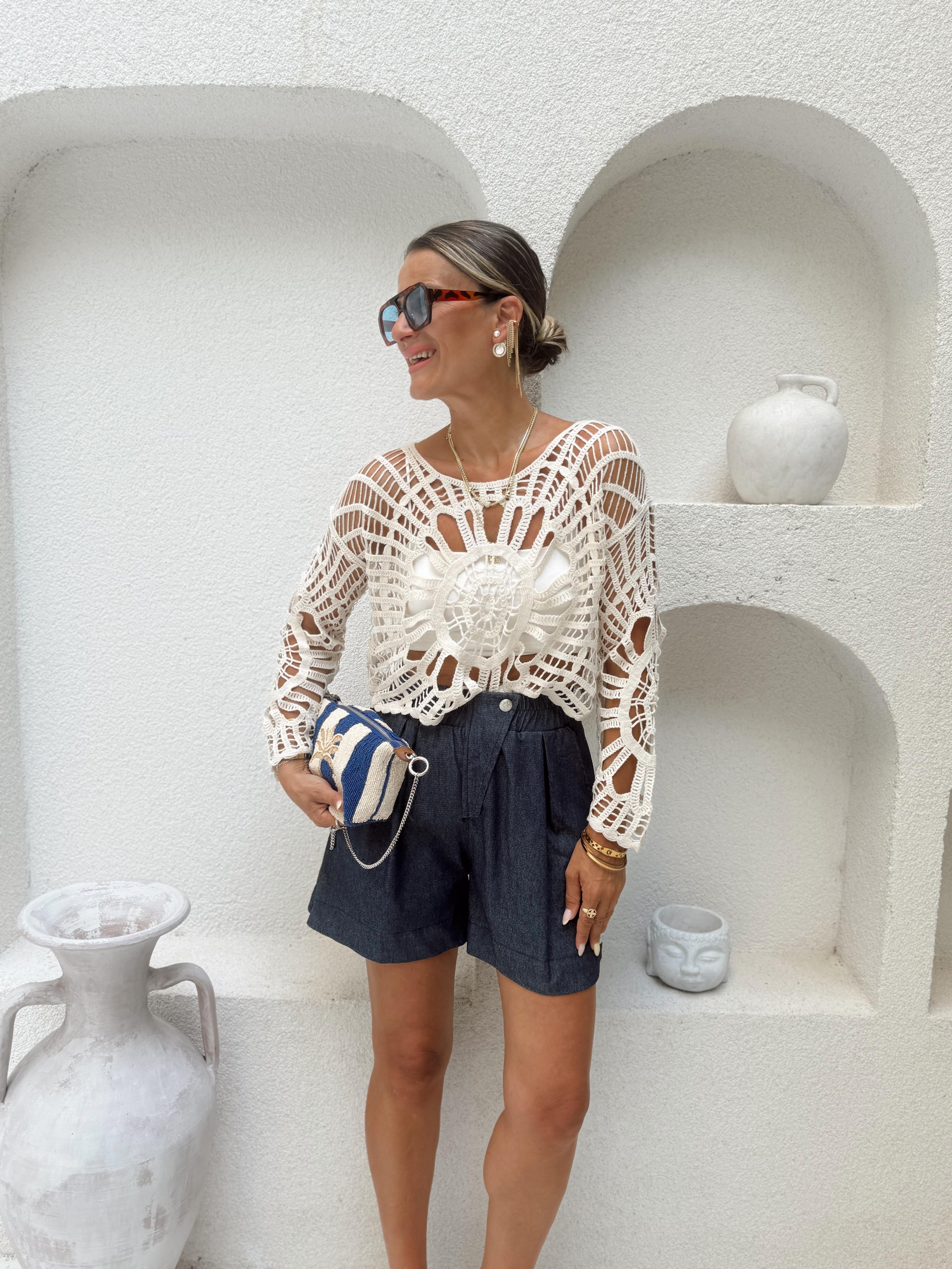 Nişantaşı Butik DÜĞME DETAY KONTRAST BEL LASTİKLİ ŞORT