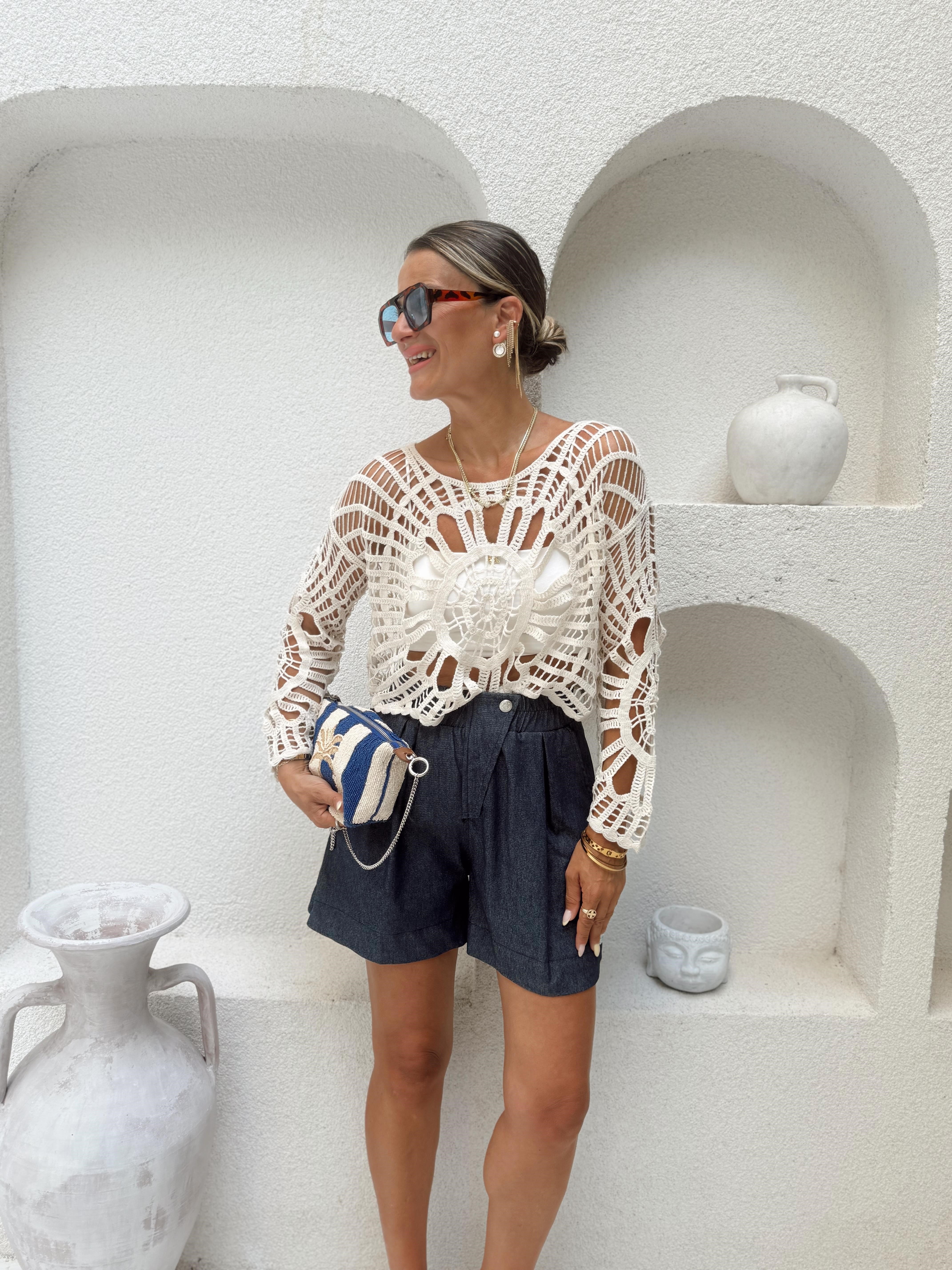 Nişantaşı Butik DÜĞME DETAY KONTRAST BEL LASTİKLİ ŞORT