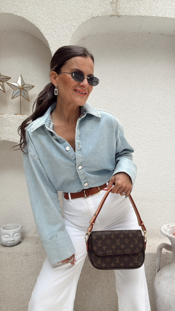 Nişantaşı Butik DÜĞME DETAY YIKAMALI AÇIK MAVİ KOT GÖMLEK